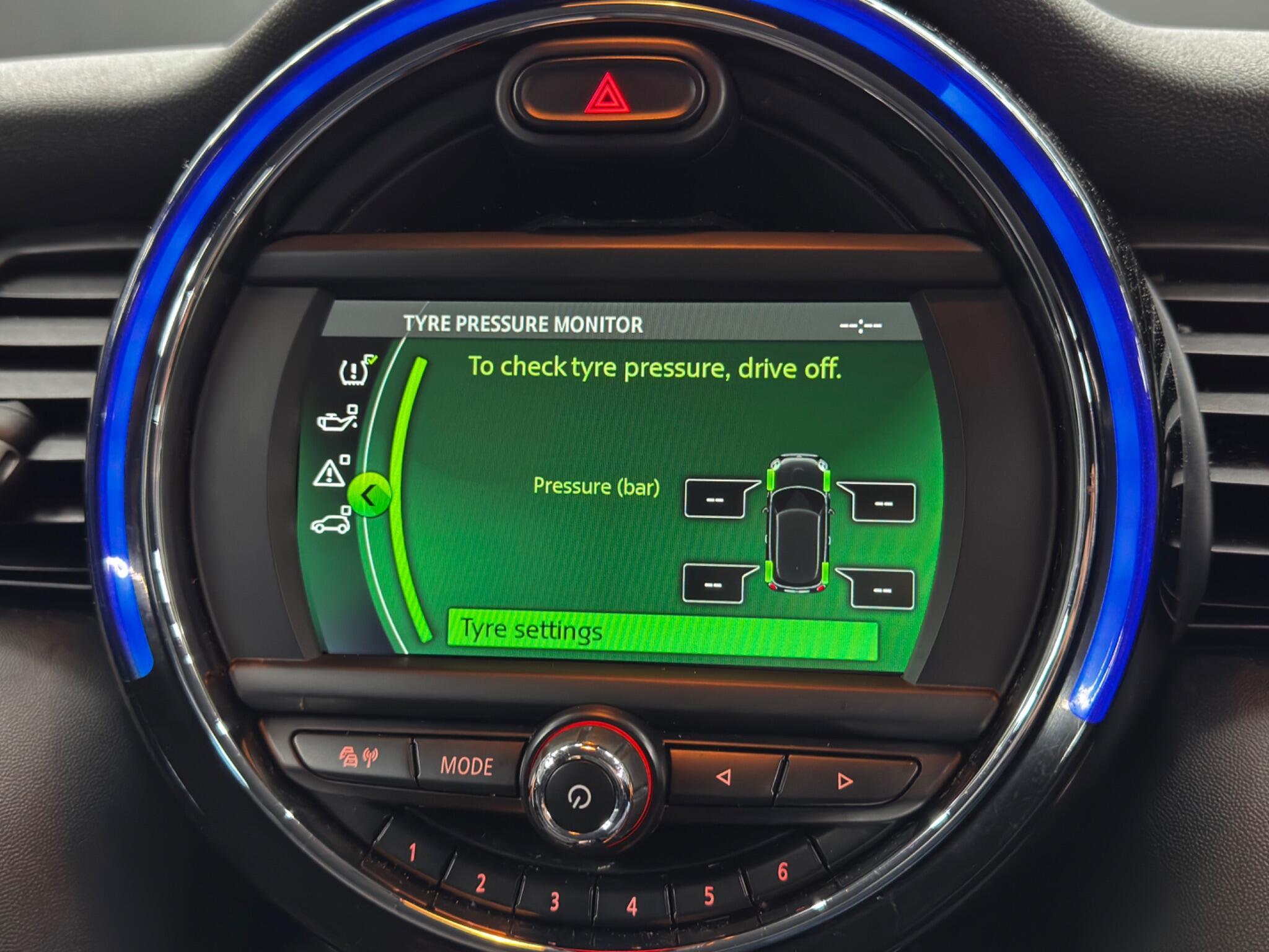 MINI Hatch - Image 29