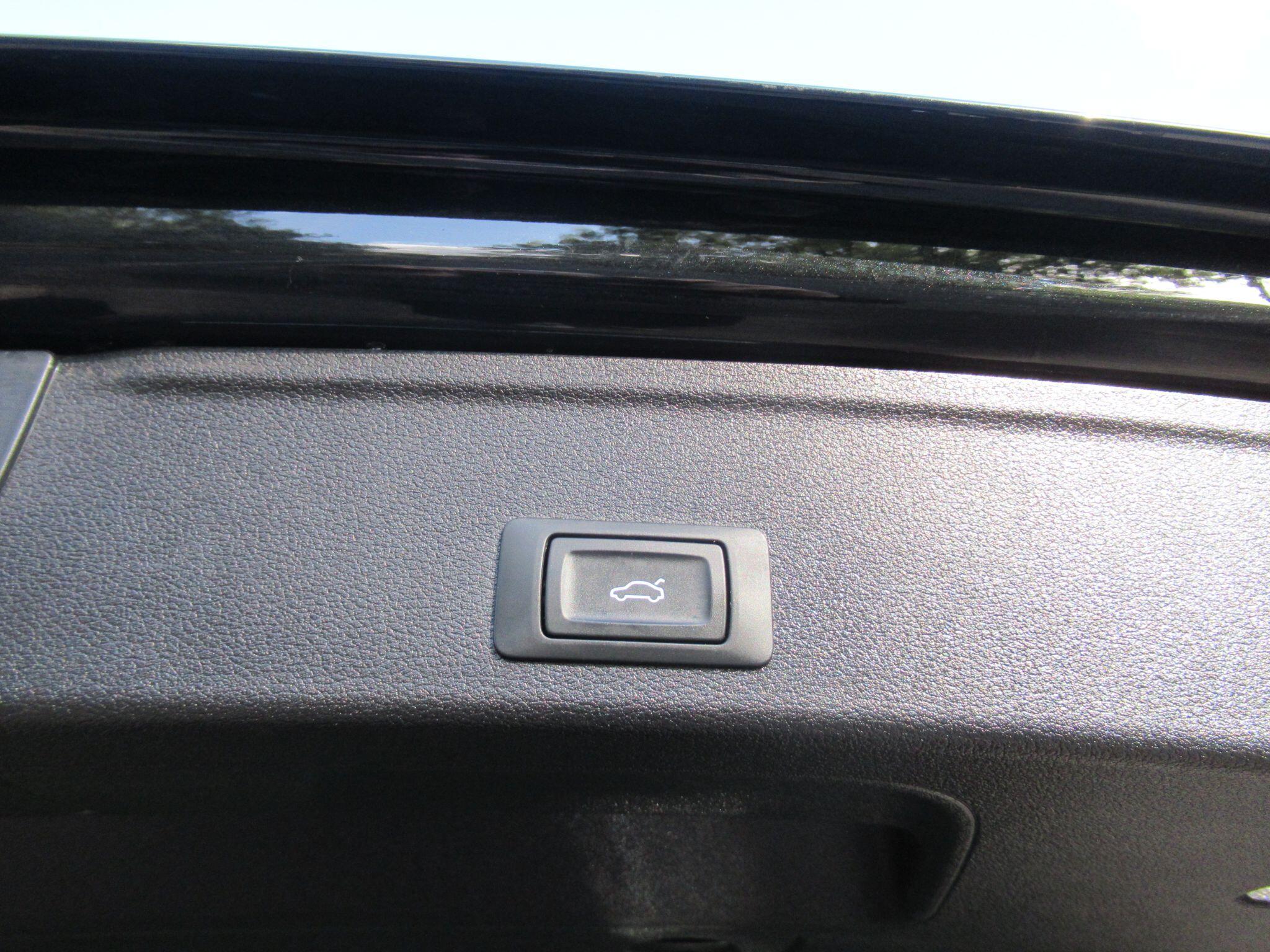 Audi A4 Avant - Image 9