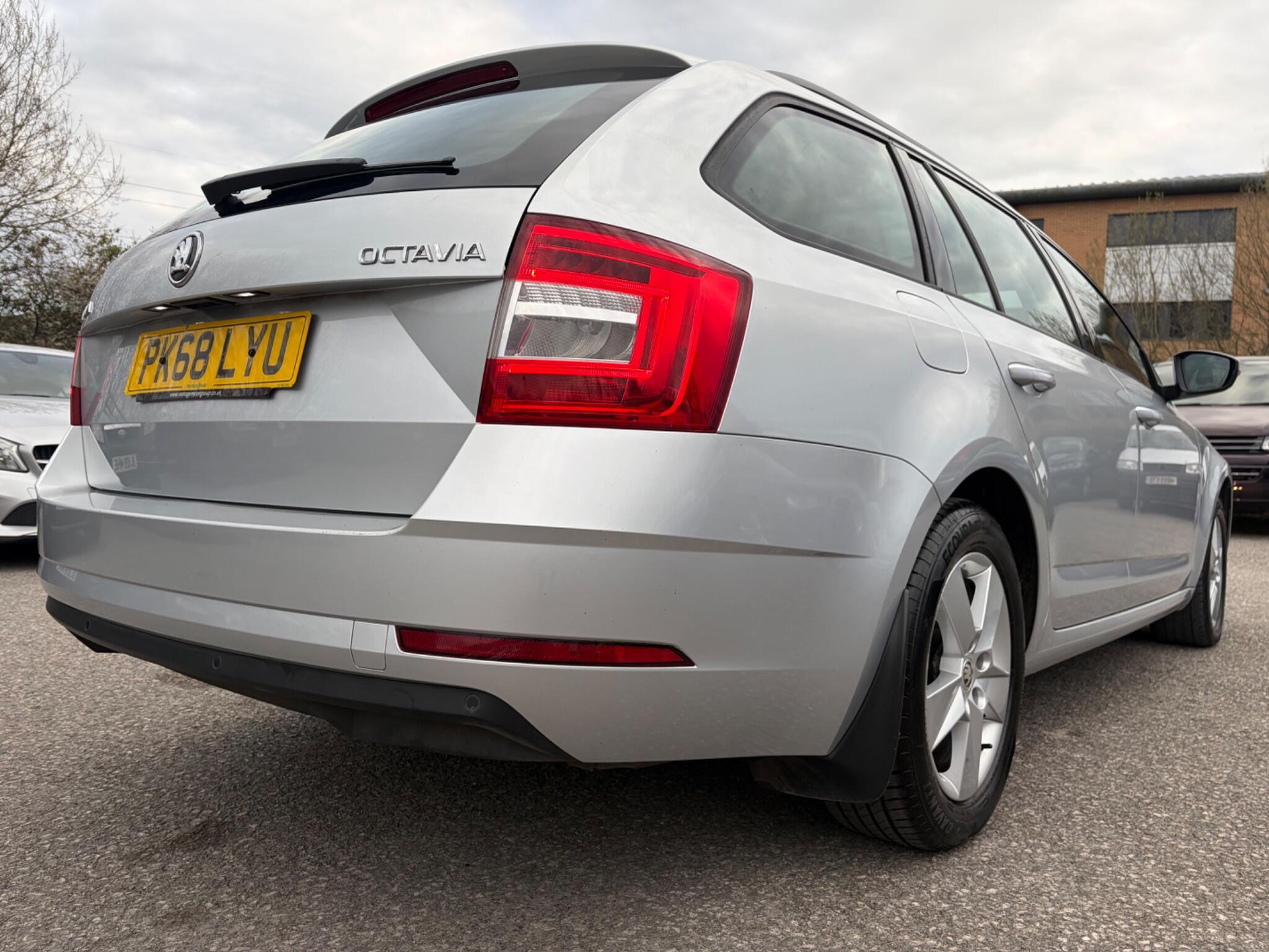 Skoda Octavia - Image 17