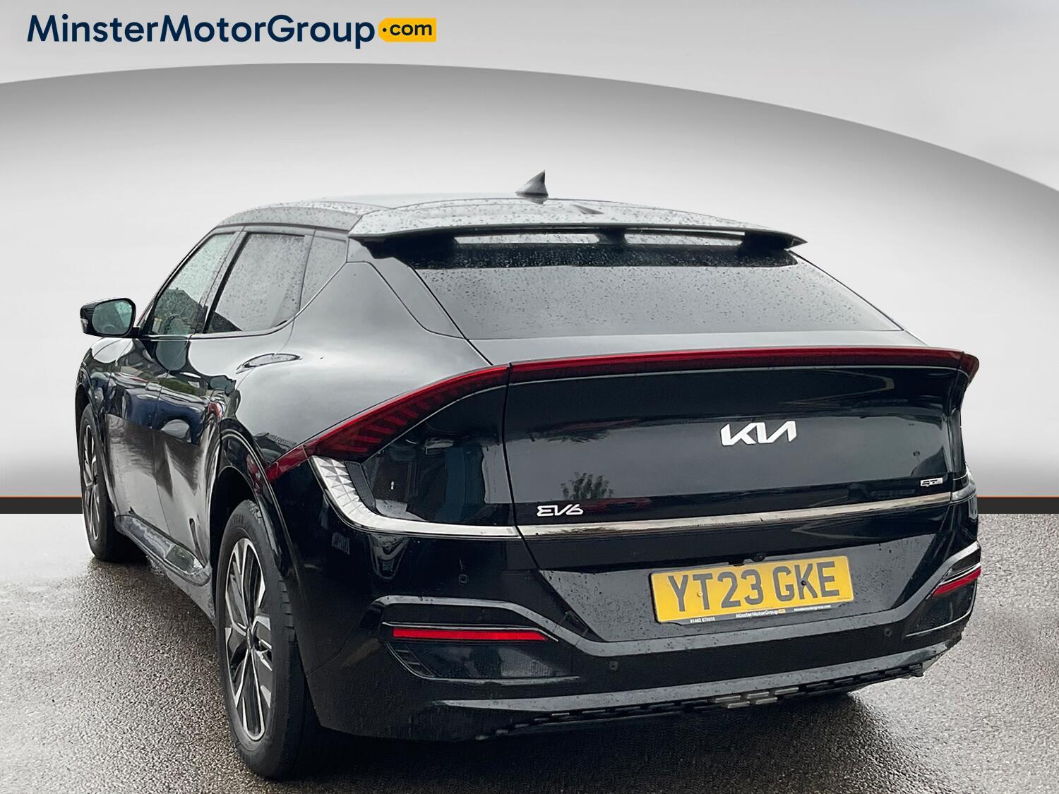 Kia EV6 - Image 4