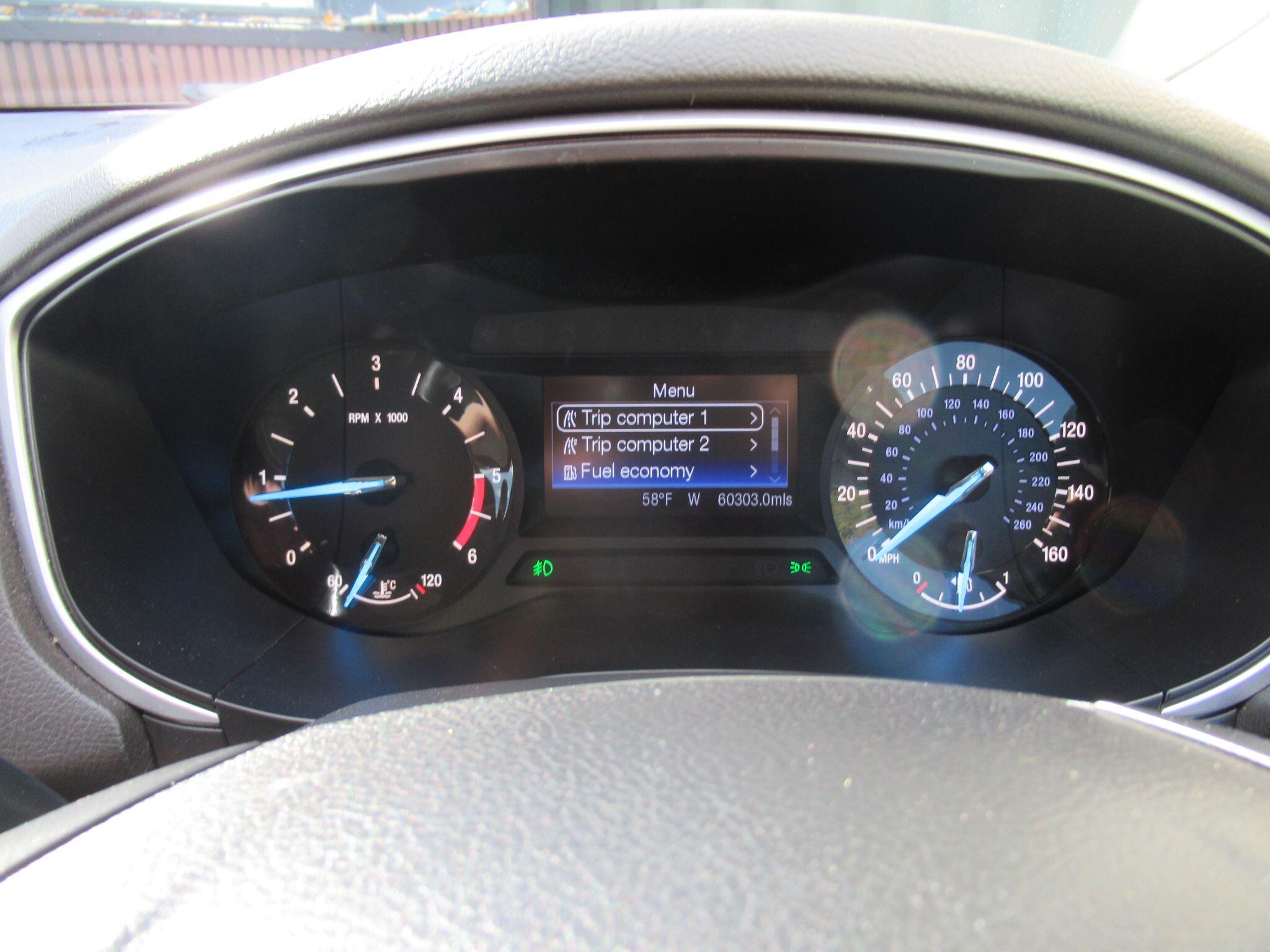 Ford Mondeo - Image 14