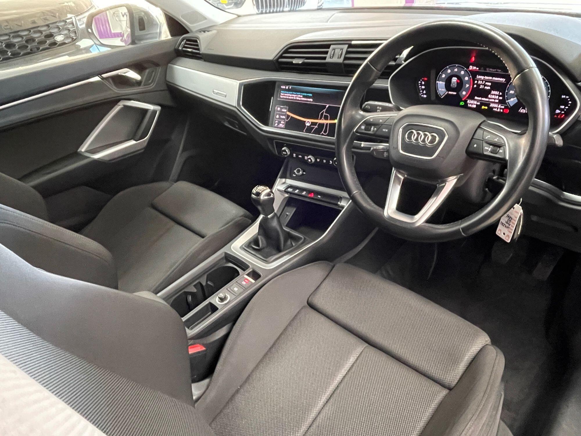 Audi Q3 - Image 25
