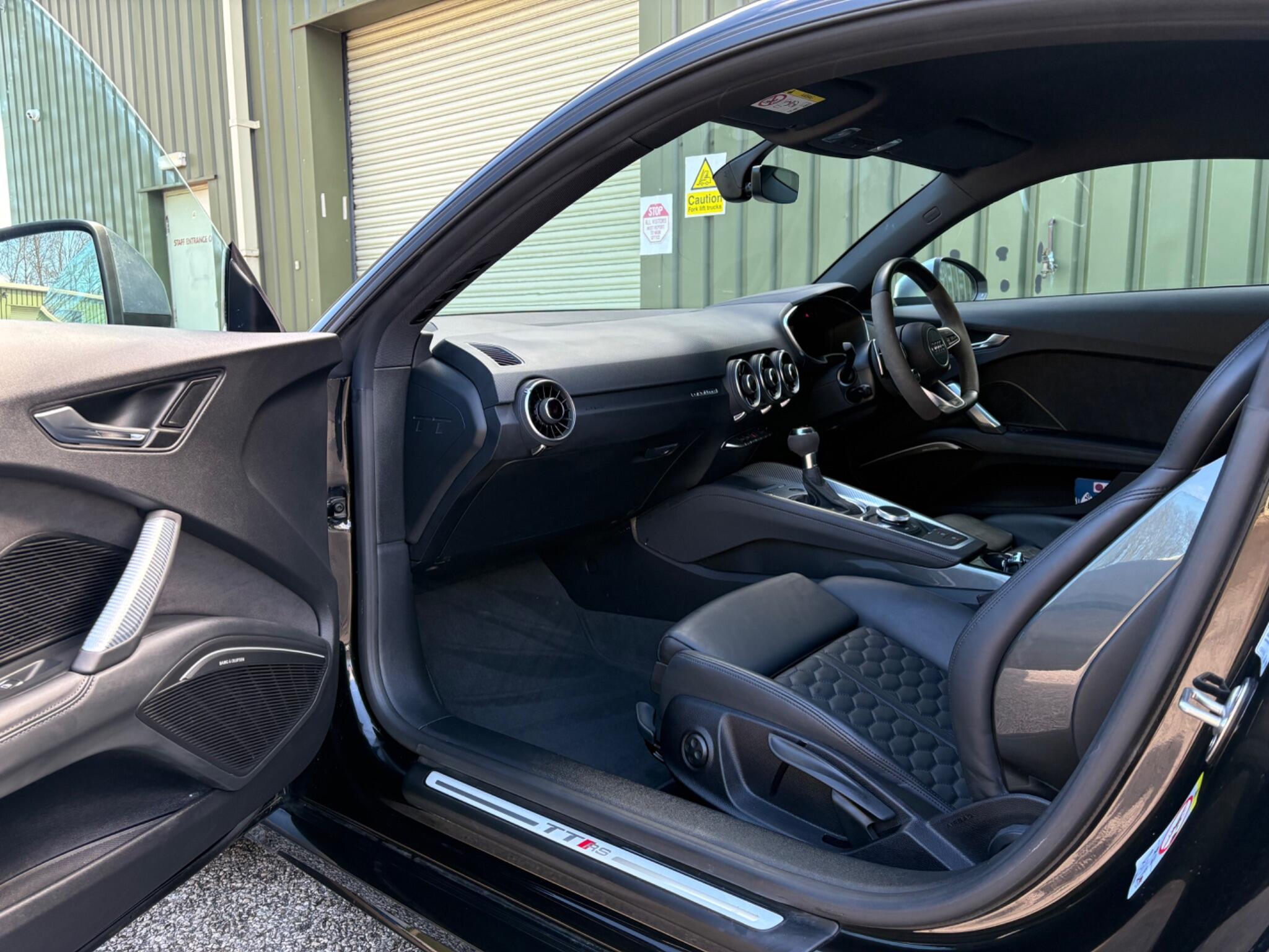 Audi TT RS - Image 16