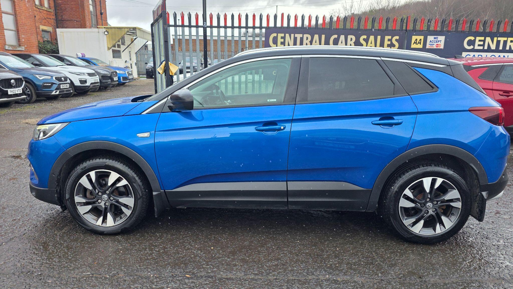 Vauxhall Grandland X - Image 19