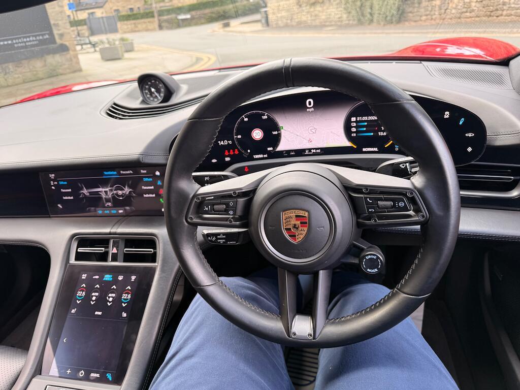 Porsche Taycan - Image 58