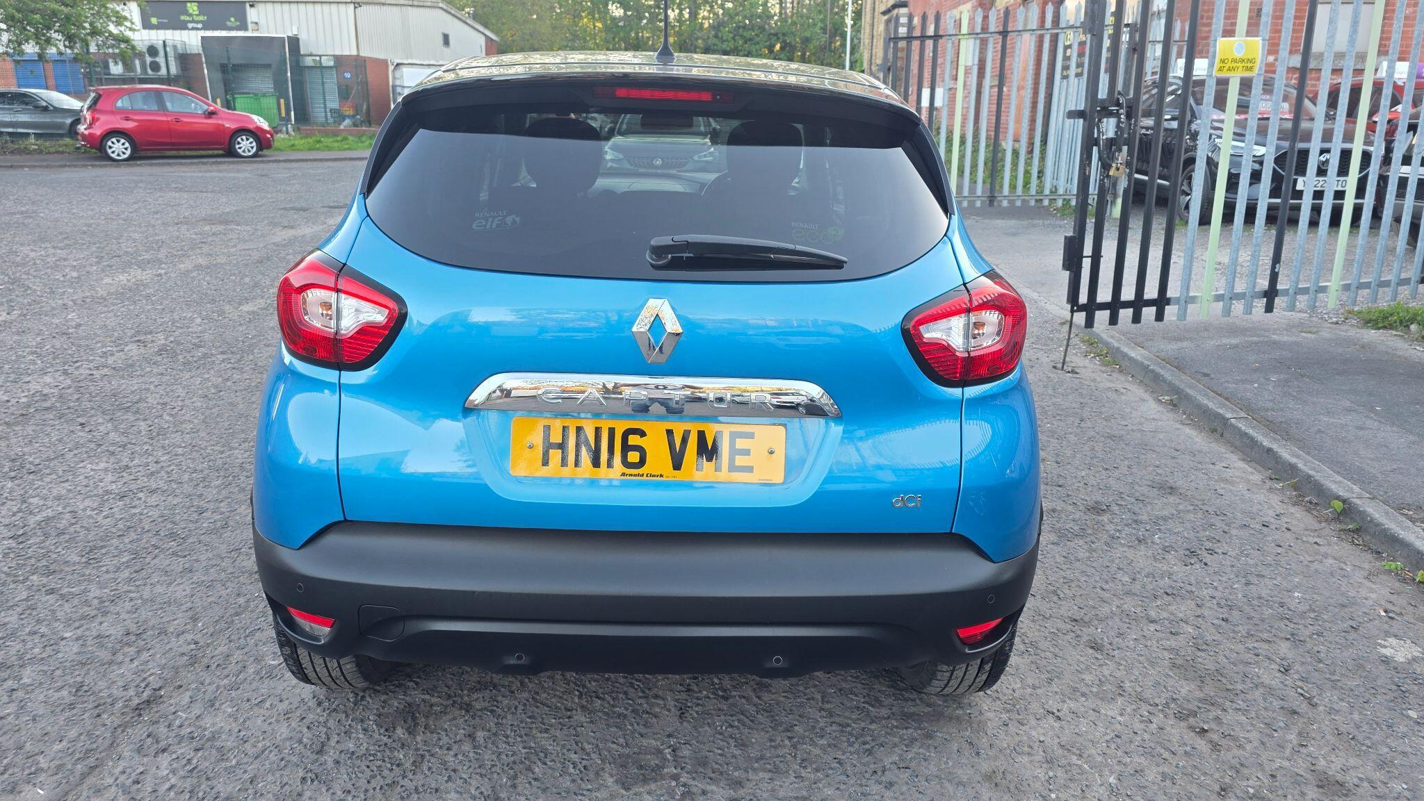 Renault Captur - Image 12