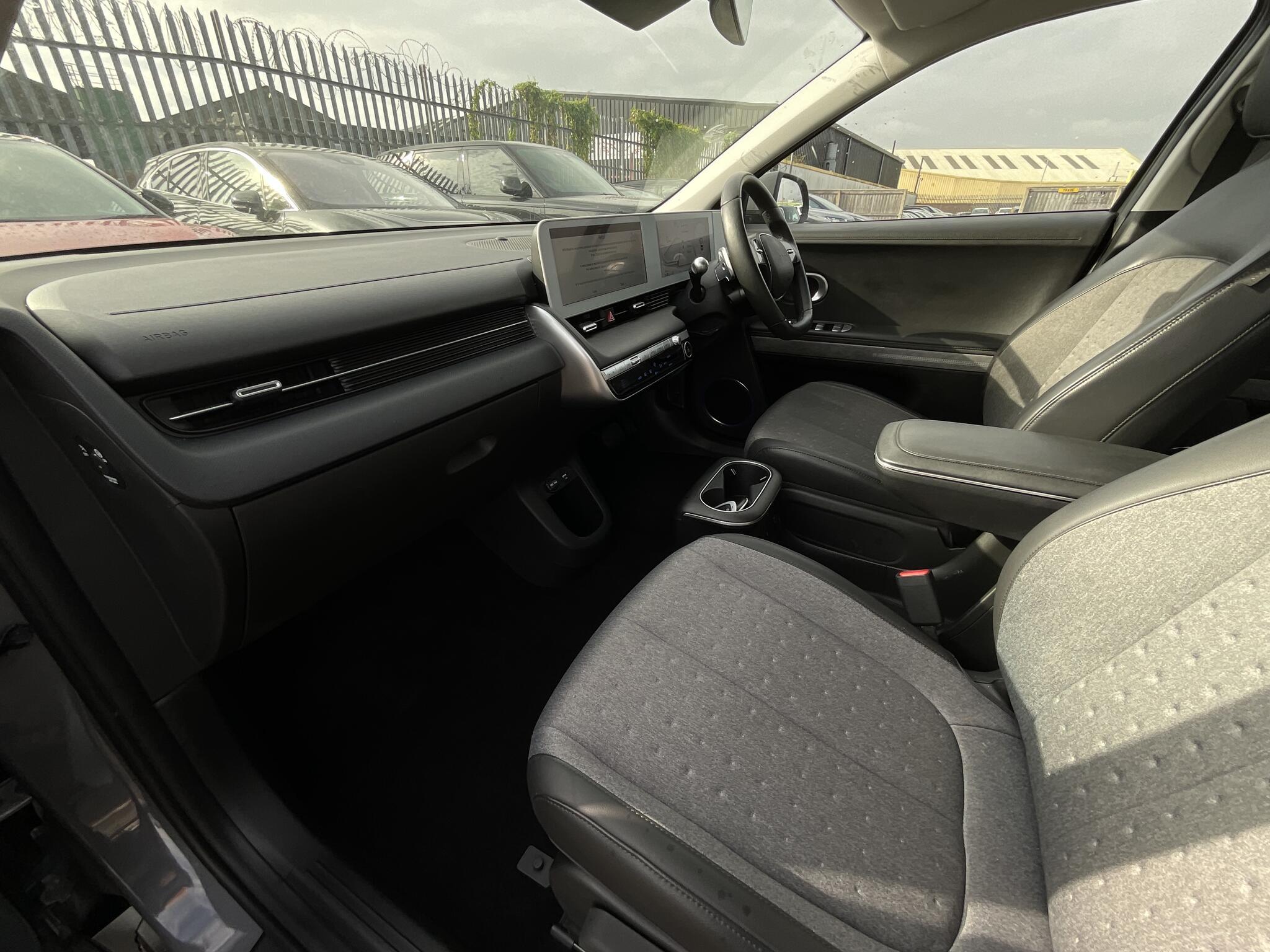 Hyundai Ioniq 5 - Image 16