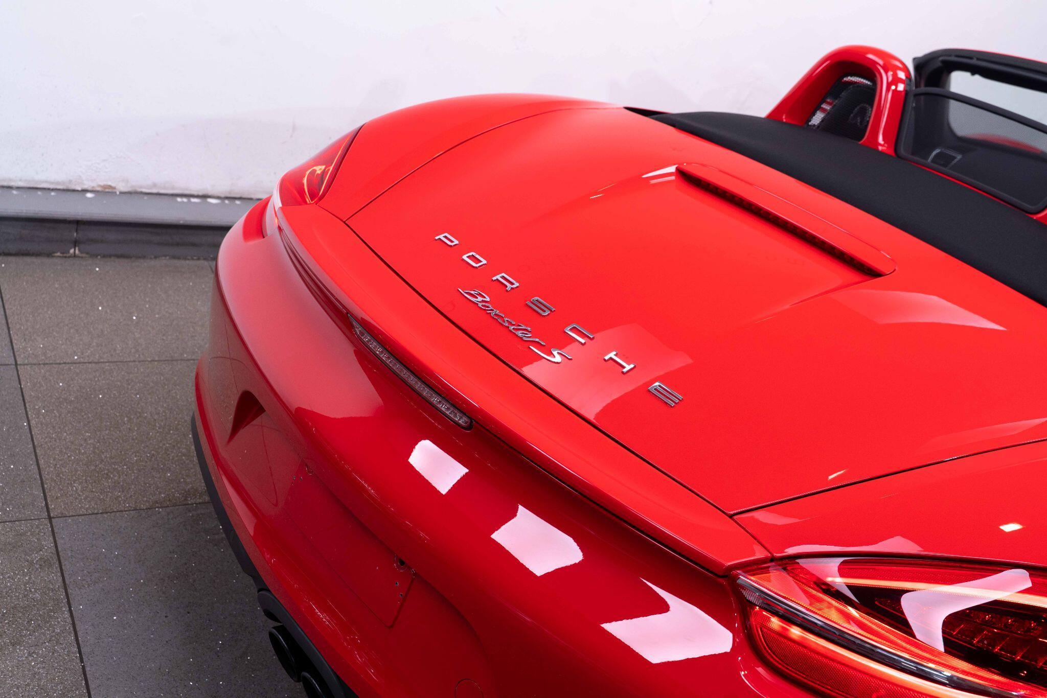 Porsche Boxster - Image 28