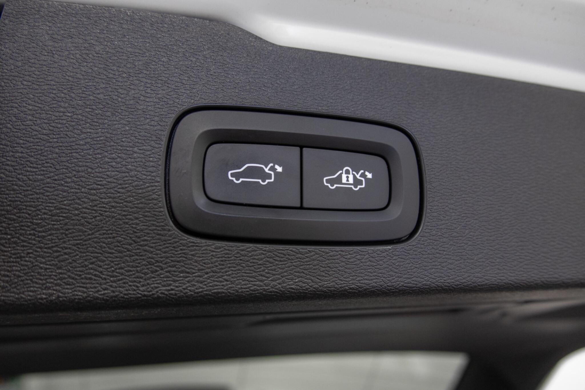 Volvo V60 - Image 11