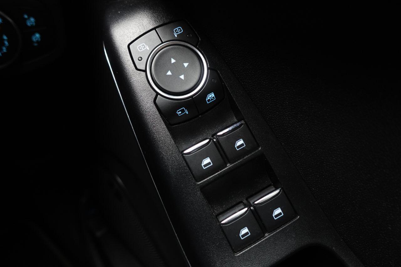 Ford Fiesta - Image 42