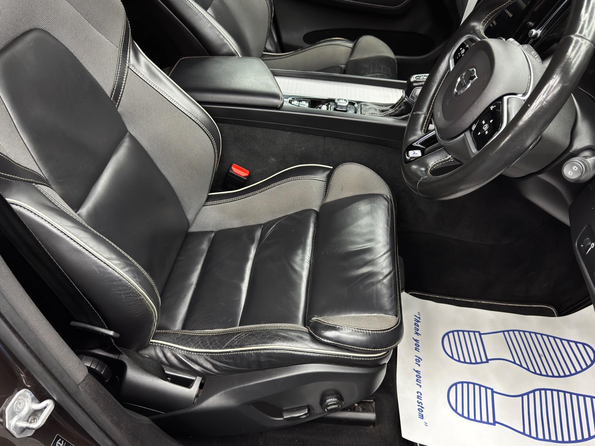 Volvo XC60 - Image 13