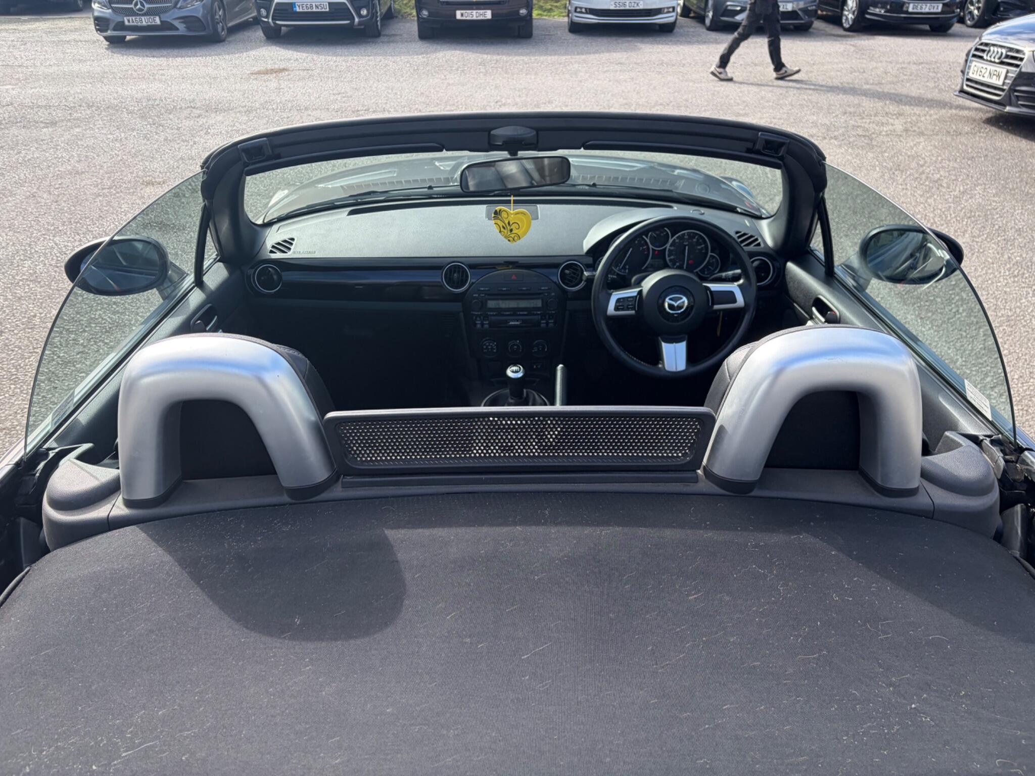 Mazda MX-5 - Image 7