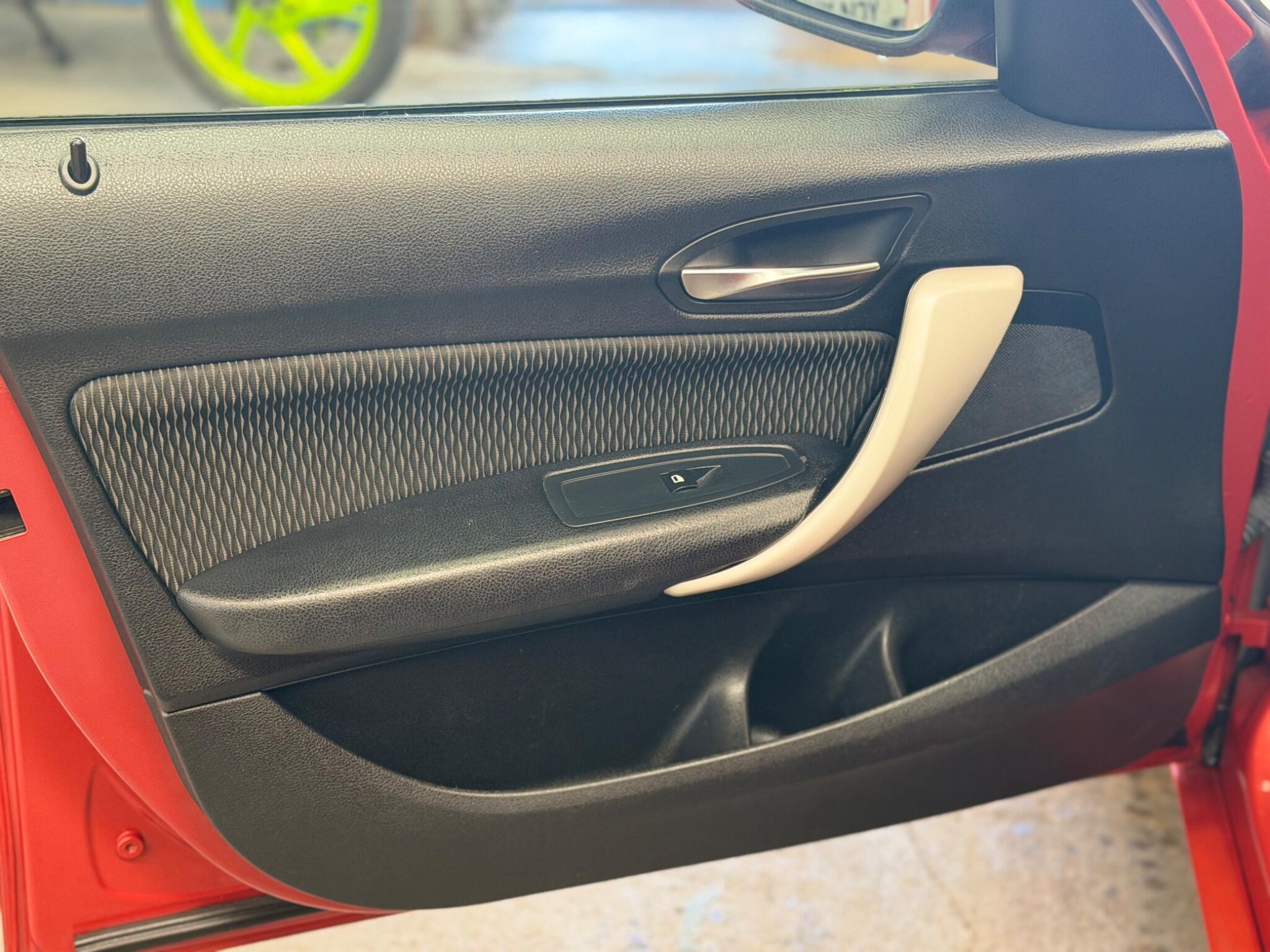 BMW 1 Series - Image 32