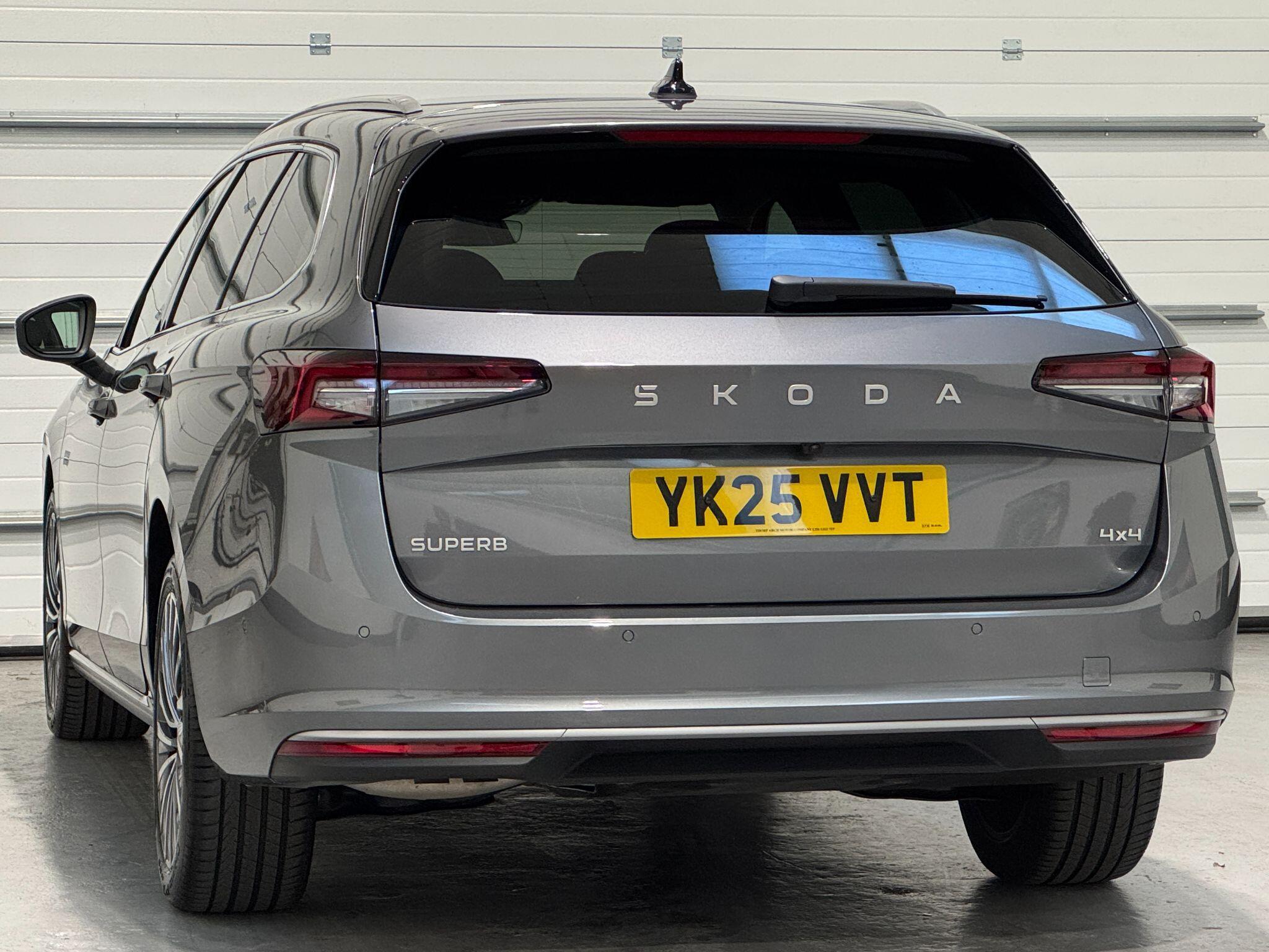 Skoda Superb - Image 14