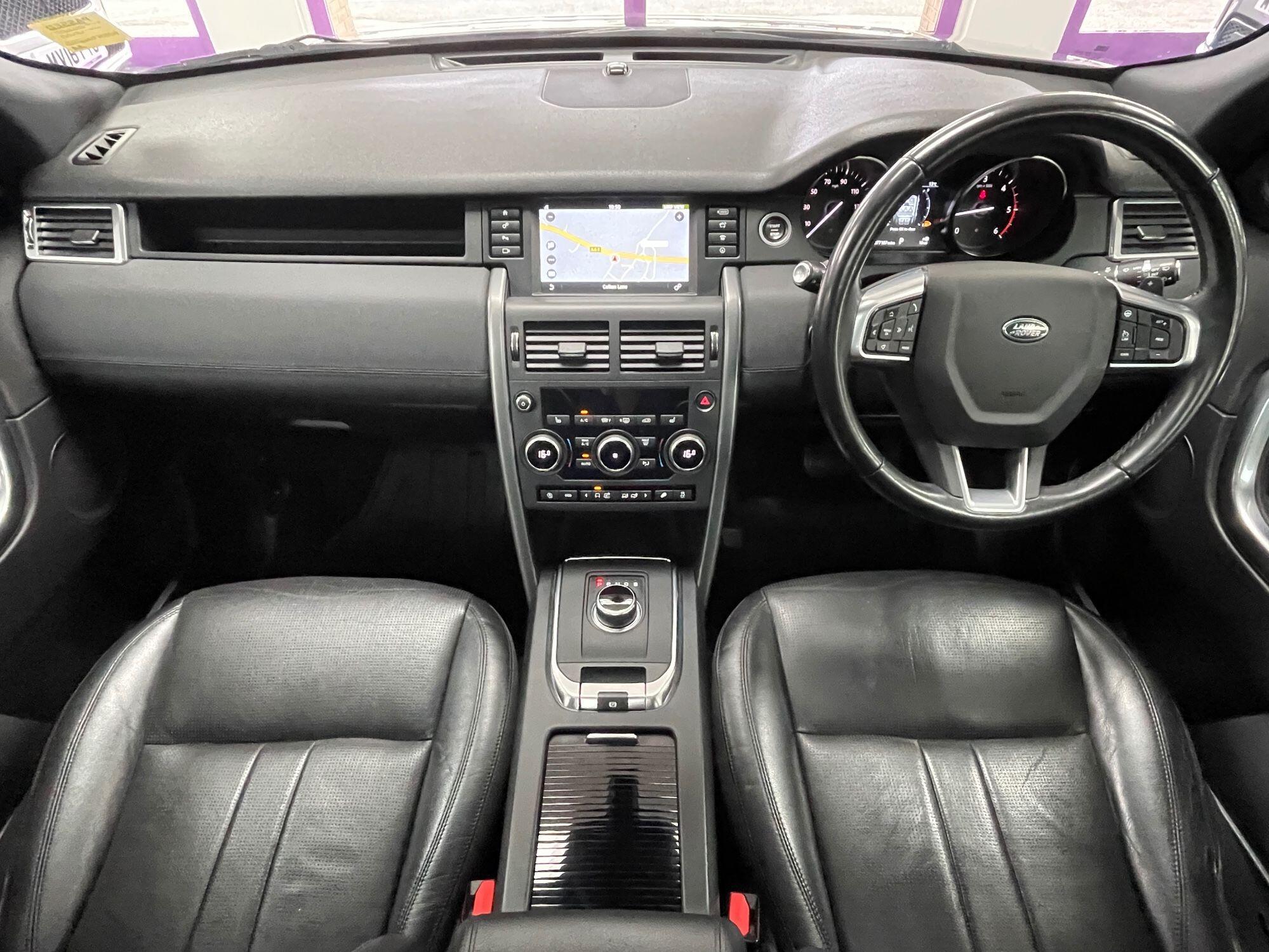 Land Rover DISCOVERY SPORT - Image 2