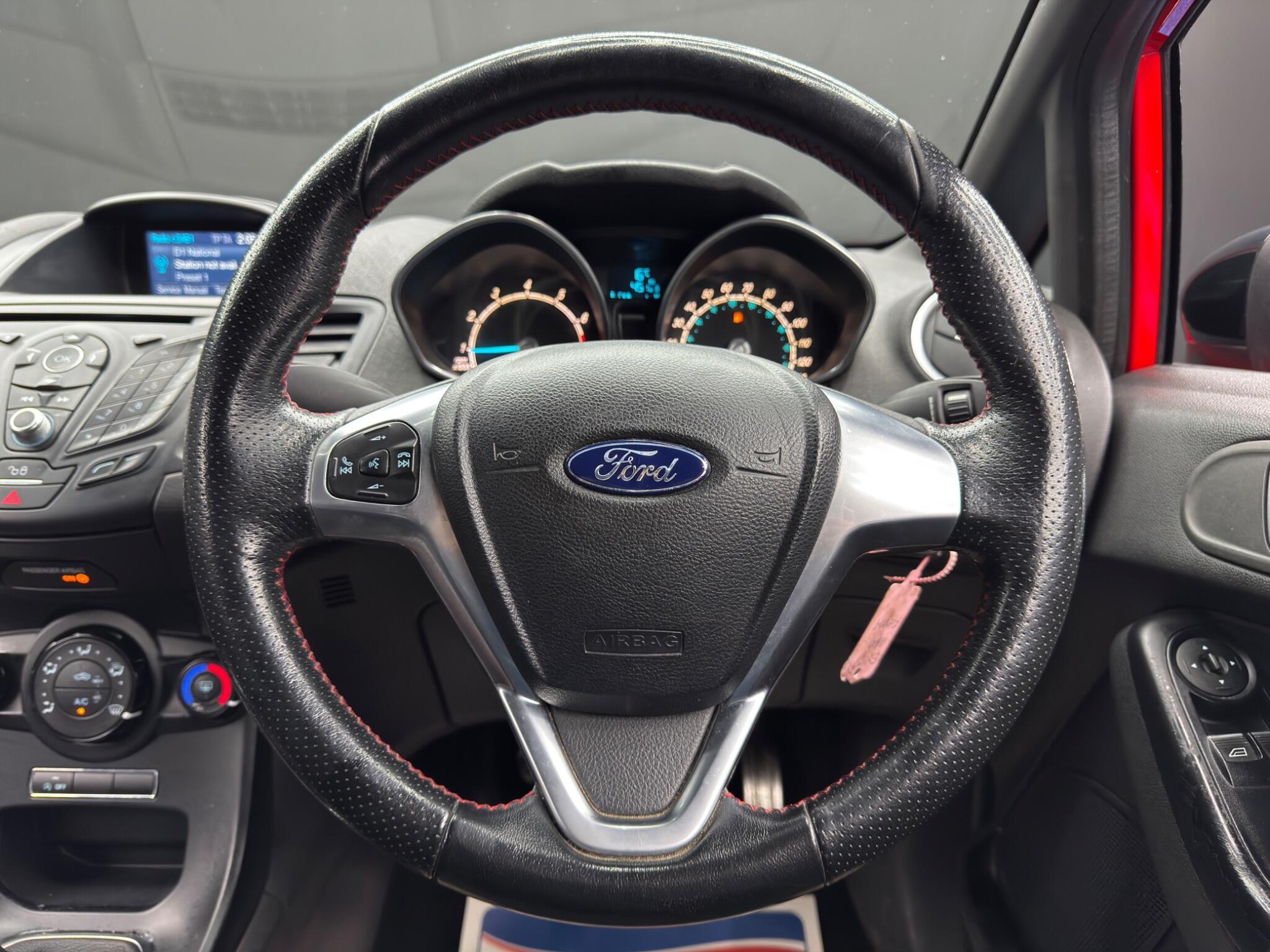 Ford Fiesta - Image 17