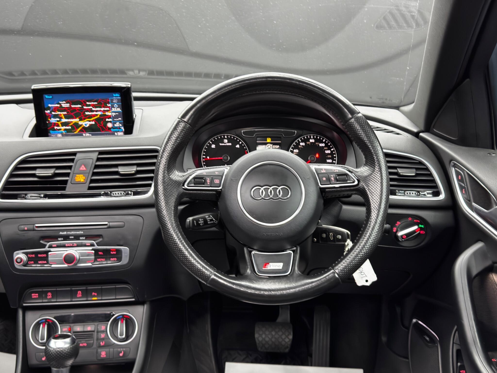 Audi Q3 - Image 18