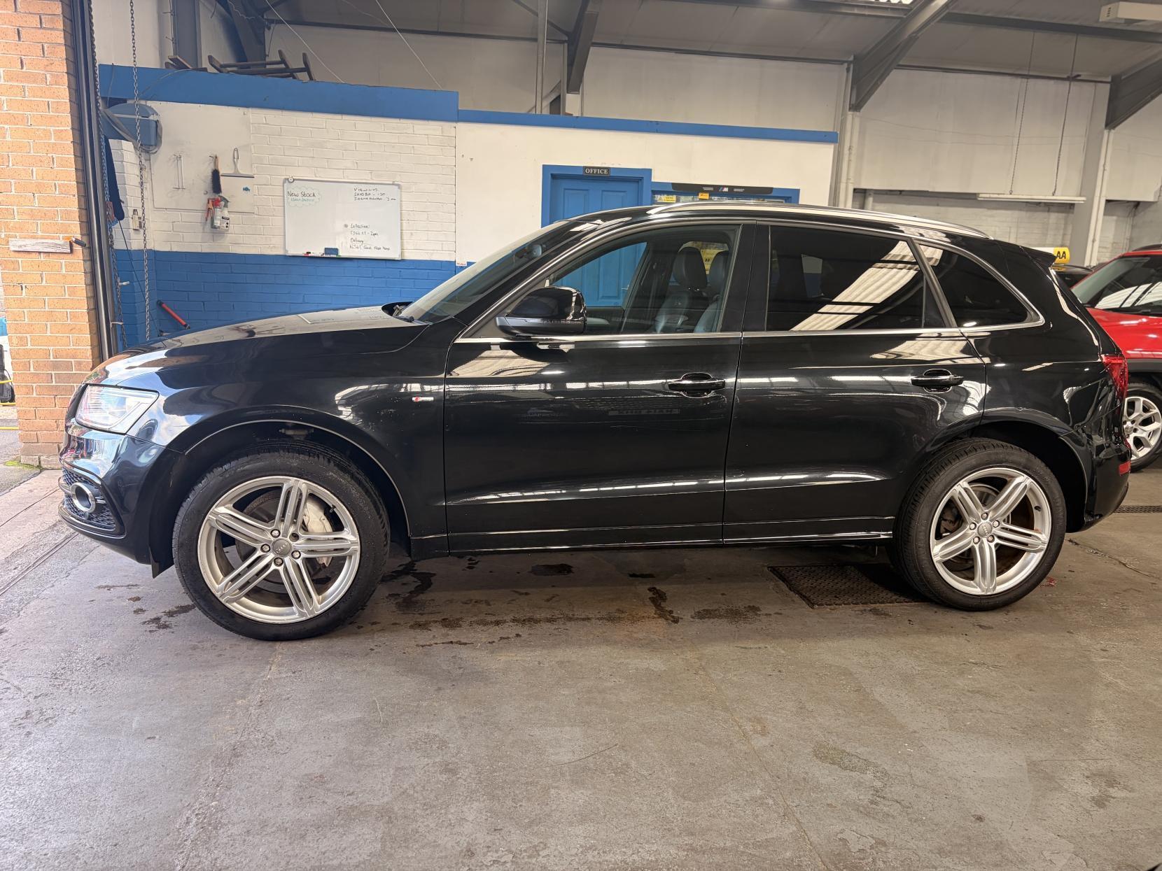 Audi Q5 - Image 4