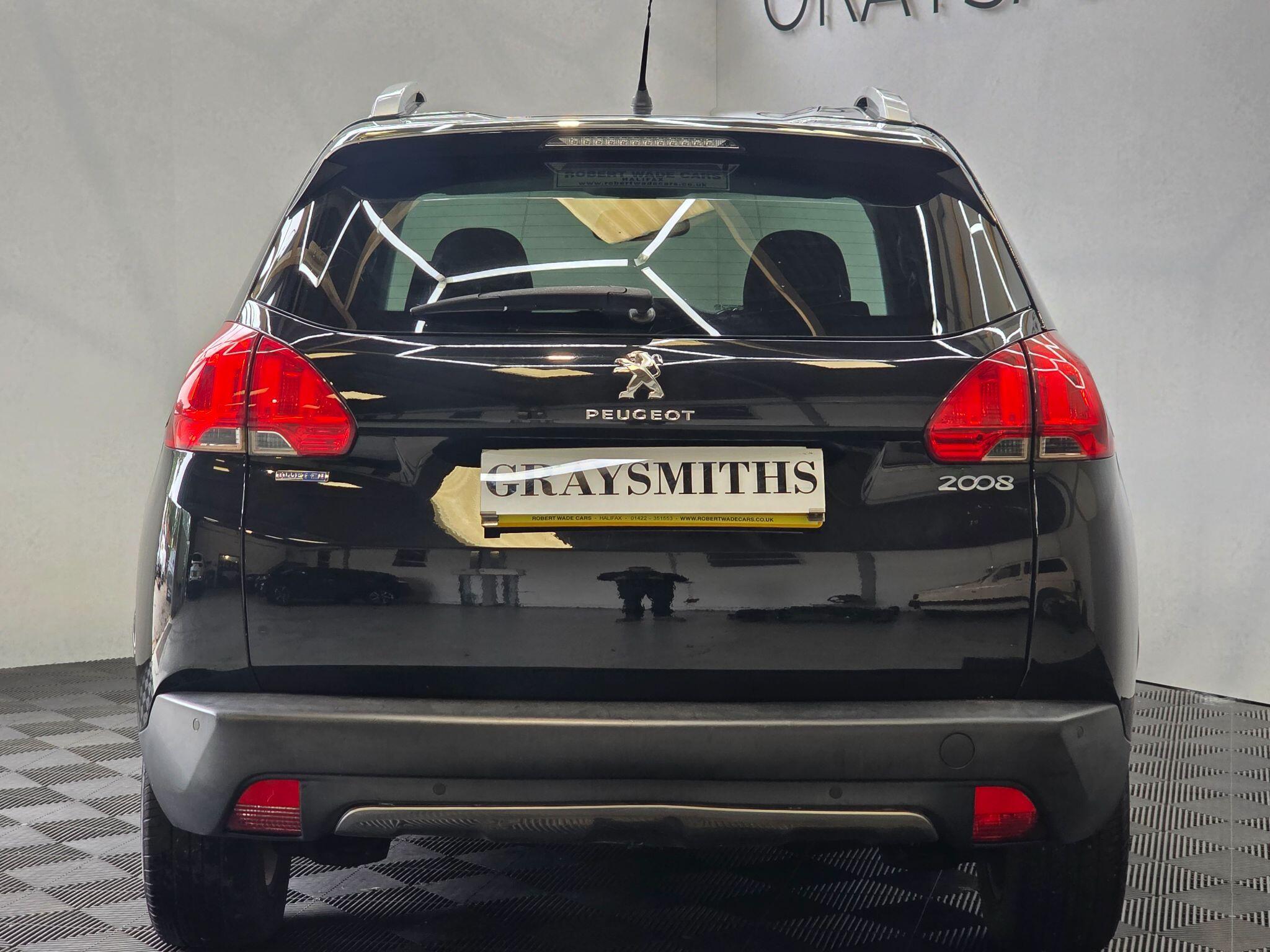 Peugeot 2008 - Image 9