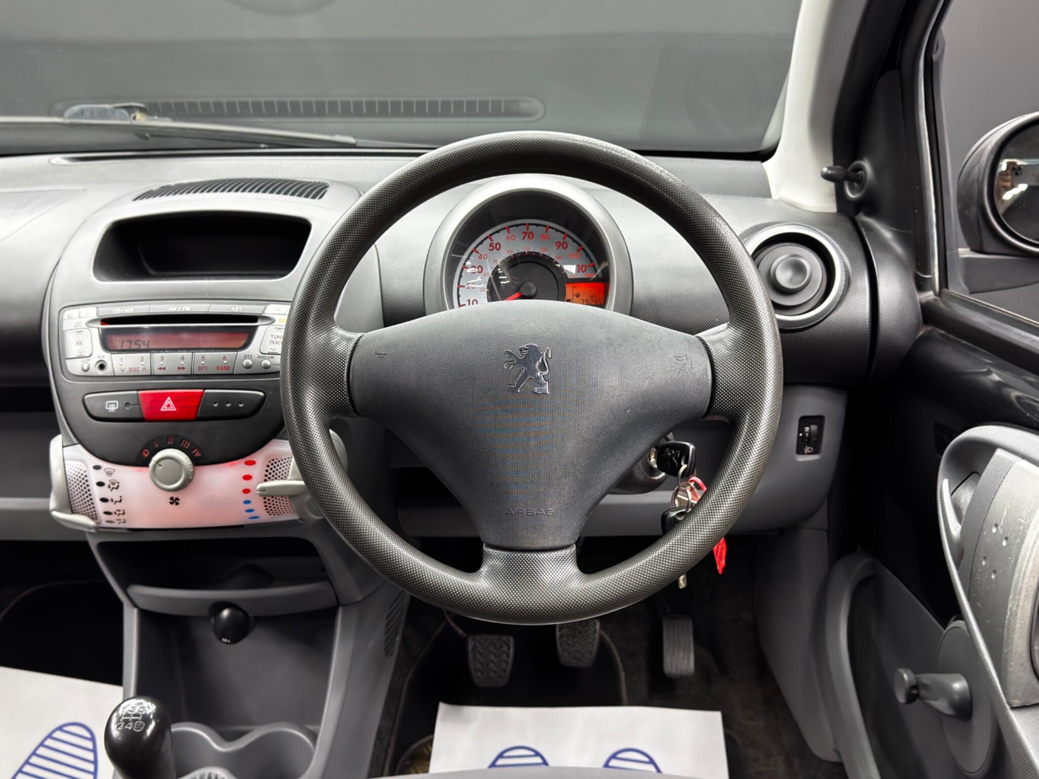 Peugeot 107 - Image 17