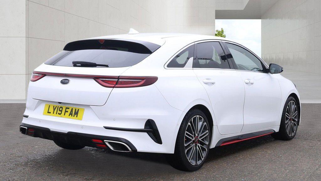 Kia ProCeed - Image 4