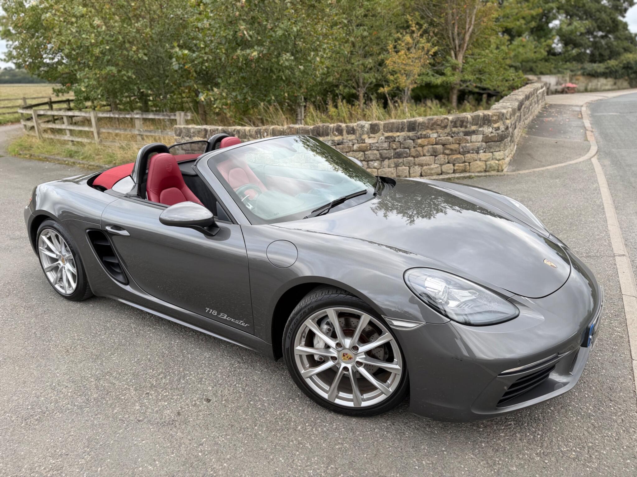 Porsche 718 Boxster - Image 9