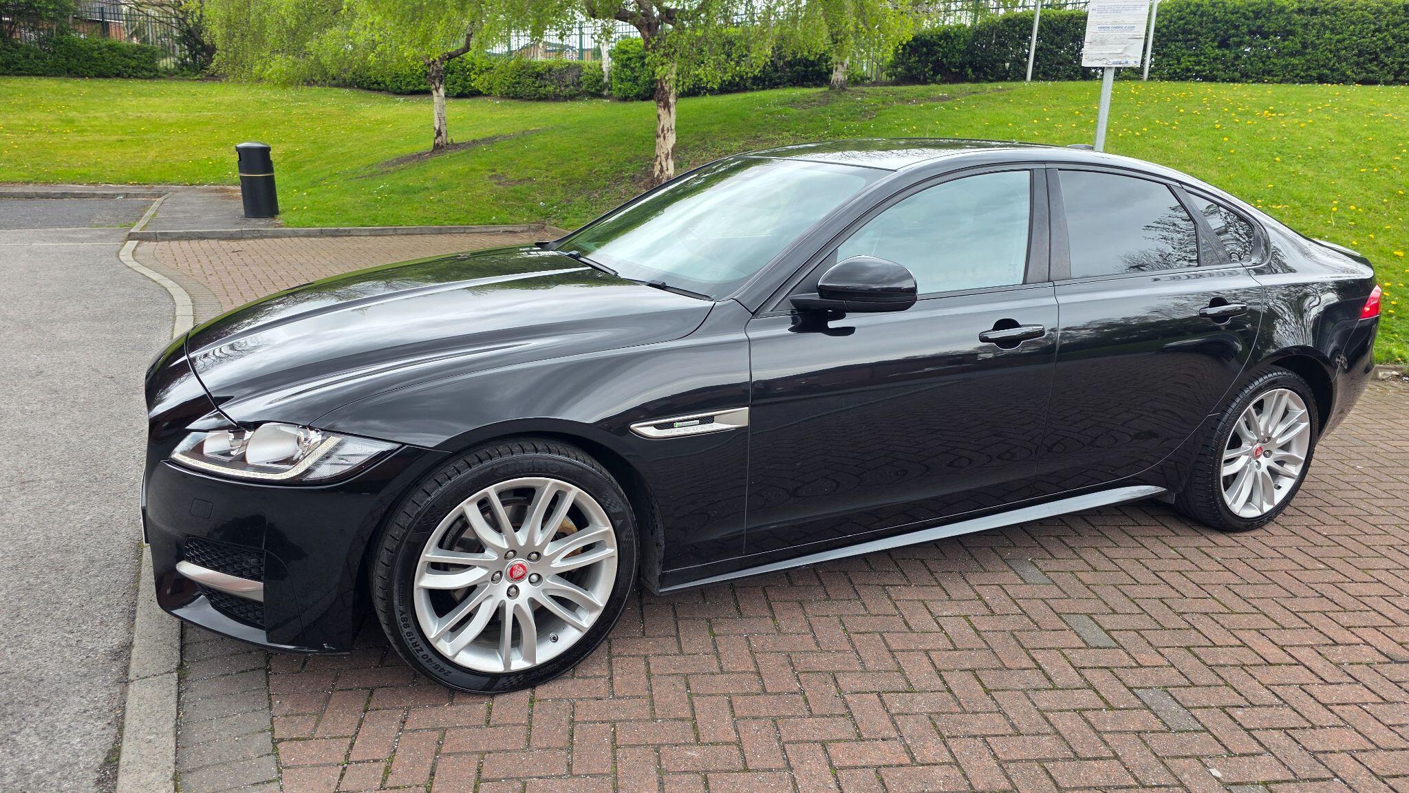 Jaguar XF - Image 22