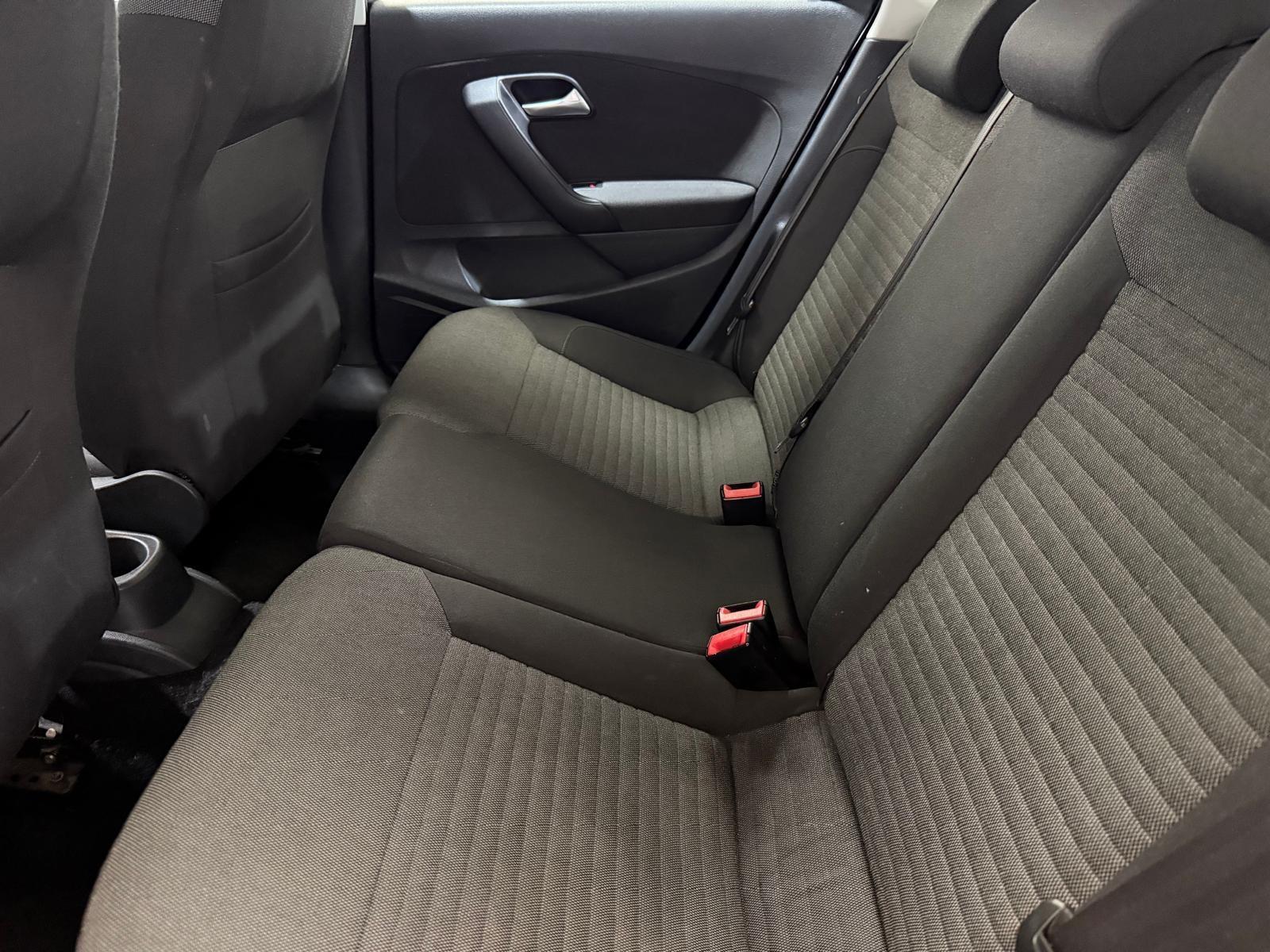 Volkswagen Polo - Image 31