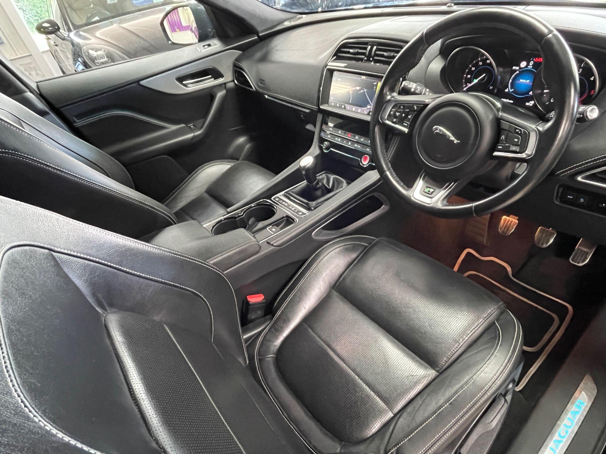 Jaguar F-Pace - Image 25