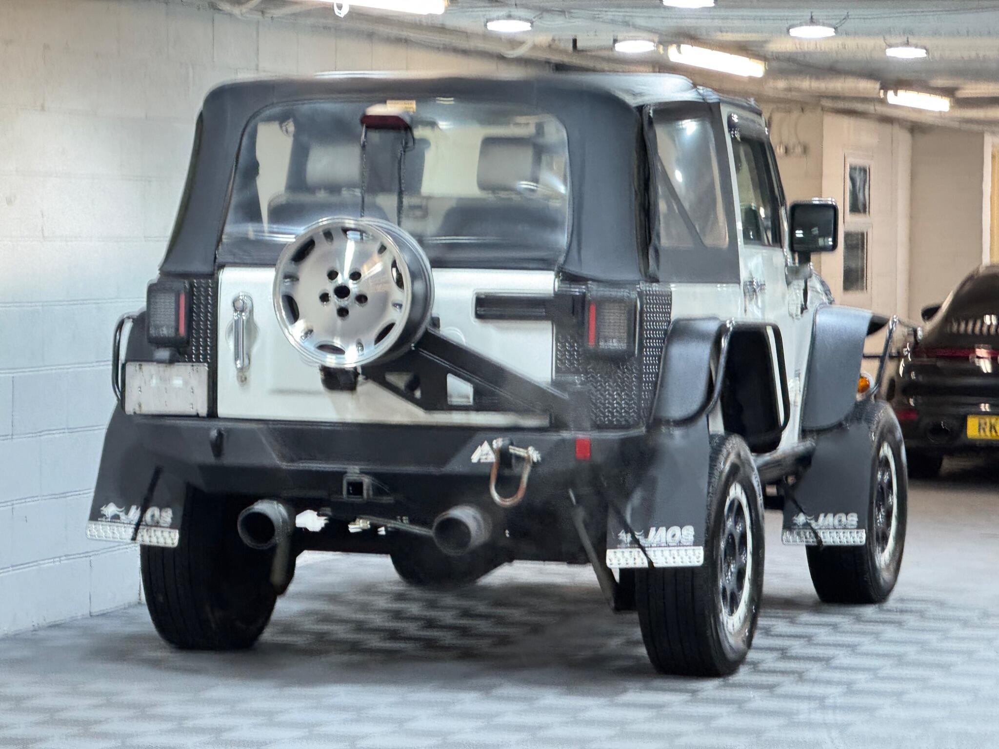 Jeep Wrangler - Image 4