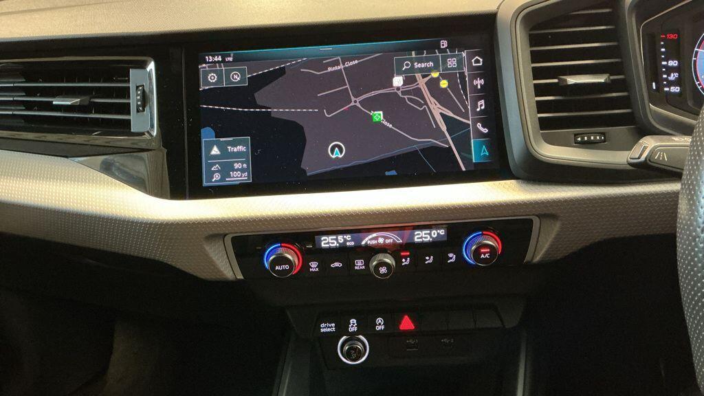 Audi A1 - Image 2