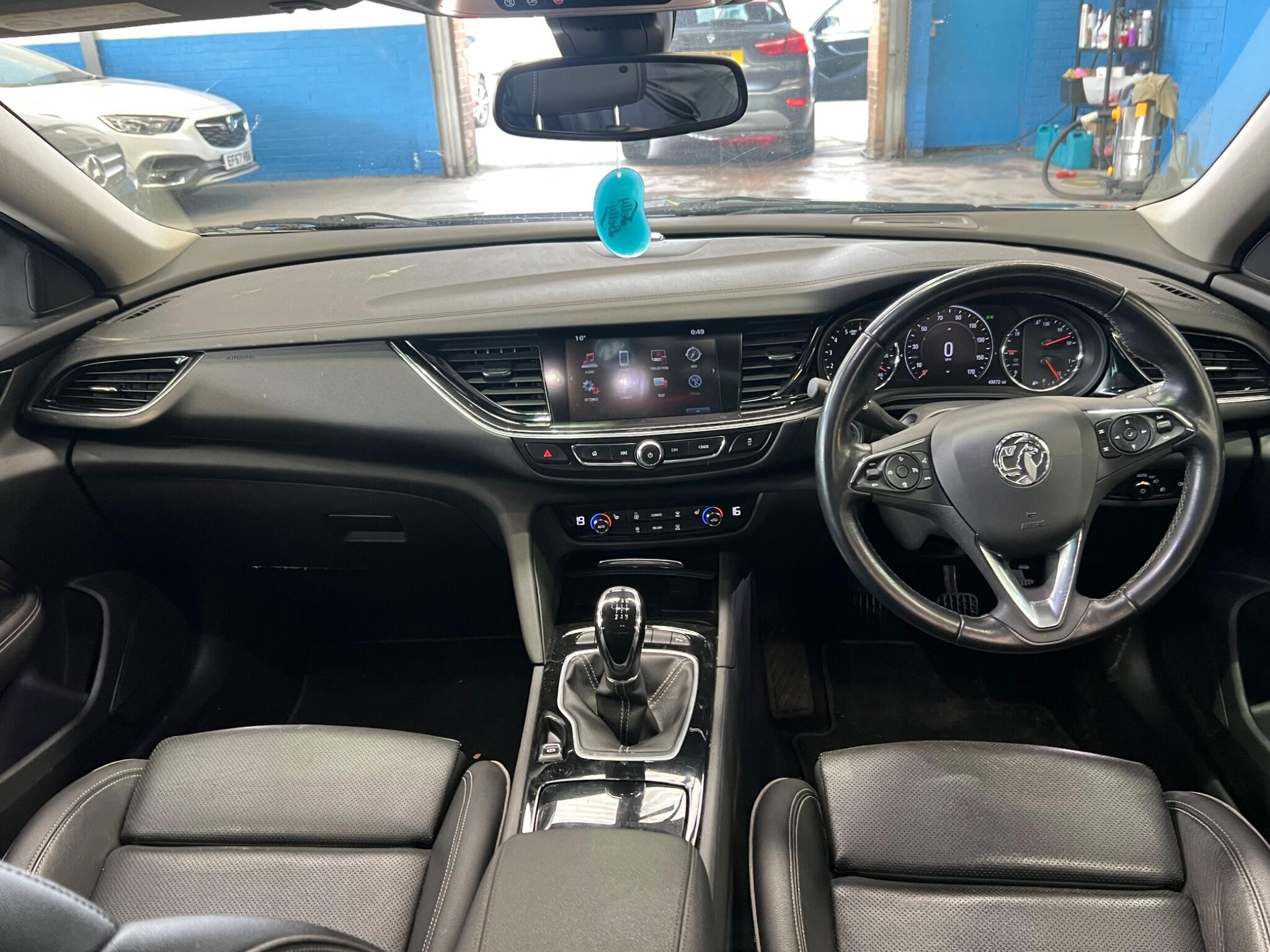 Vauxhall Insignia - Image 16