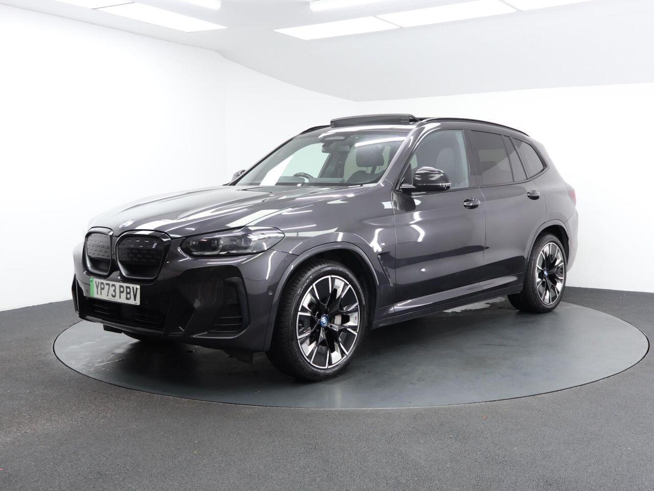 BMW iX3 - Image 8