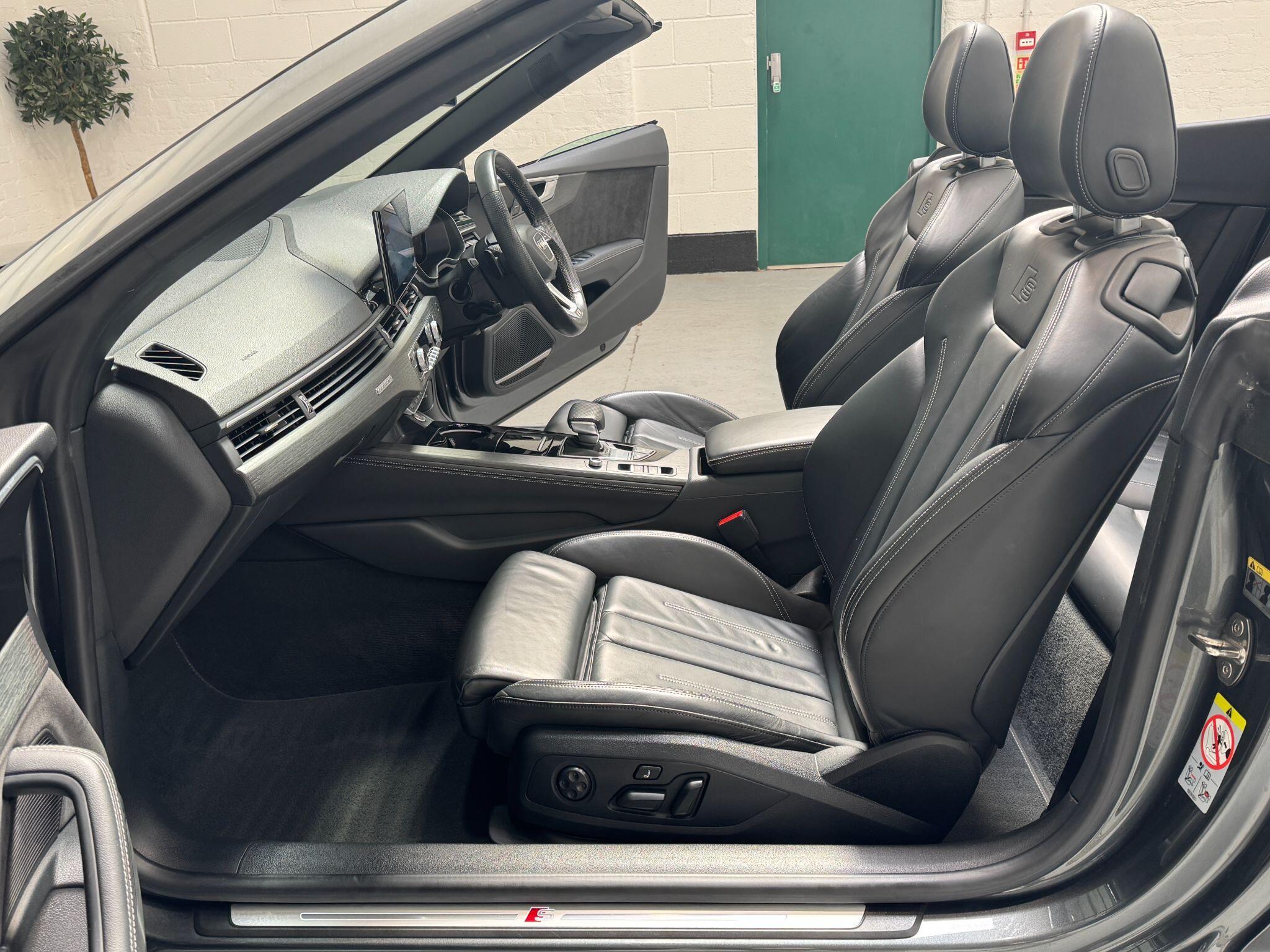 Audi A5 CABRIOLET - Image 50