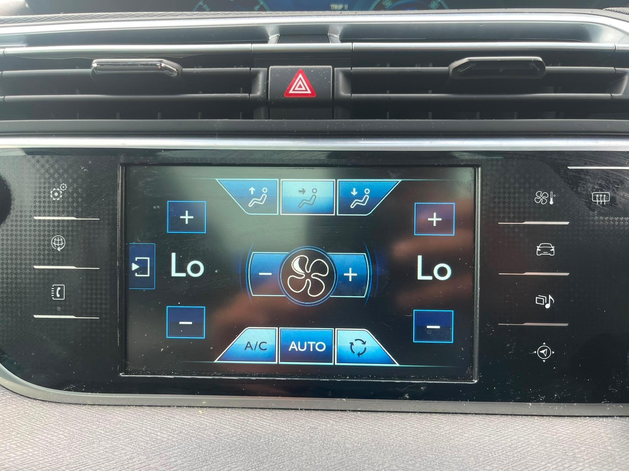 Citroen Grand C4 Picasso - Image 18