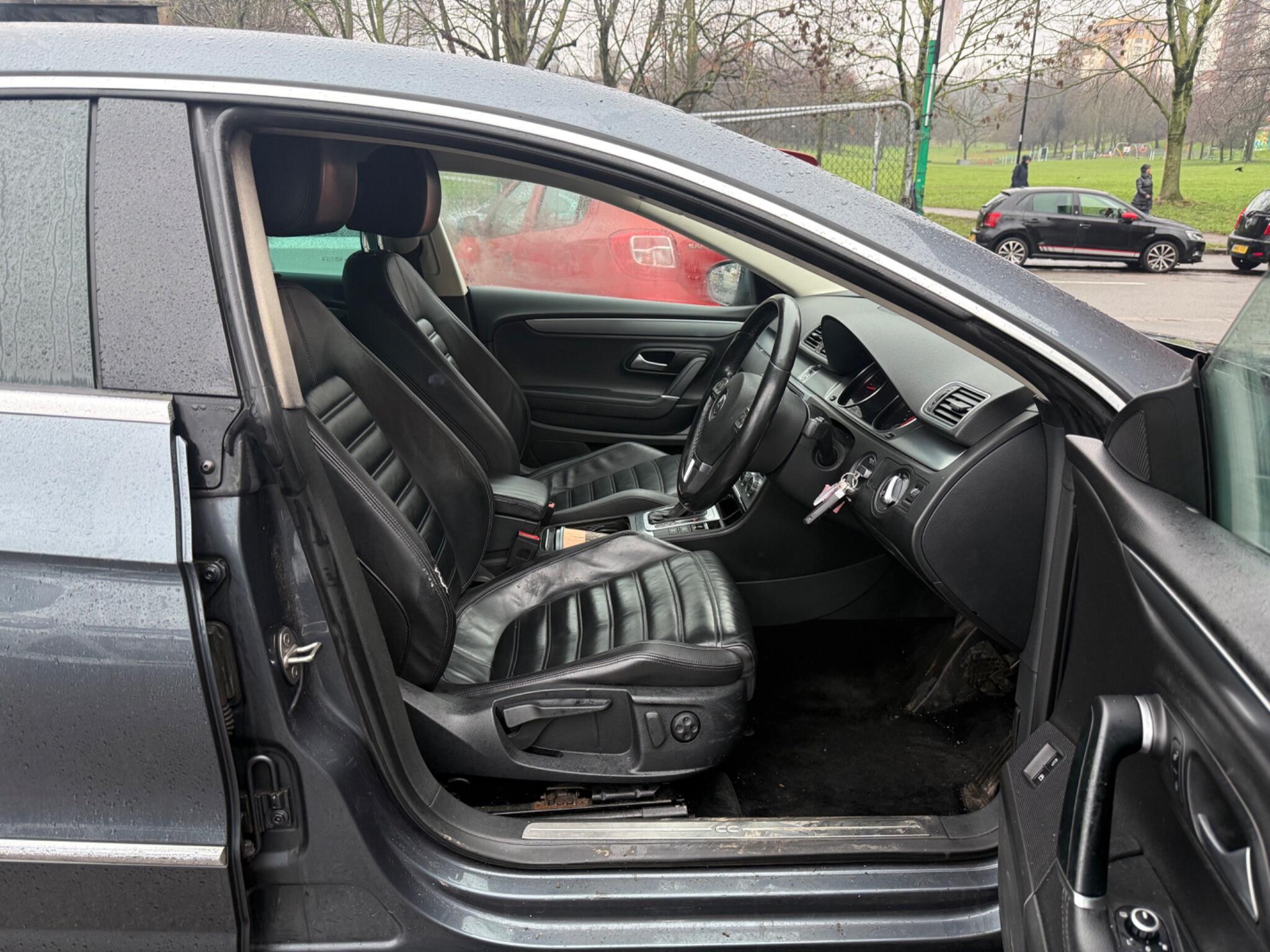 Volkswagen CC - Image 22