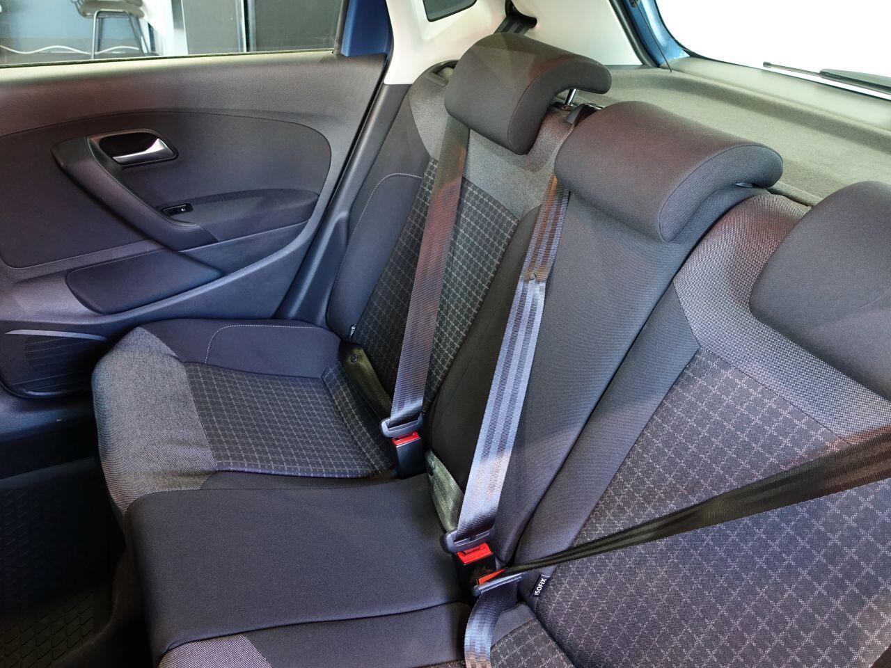 Volkswagen Polo - Image 22