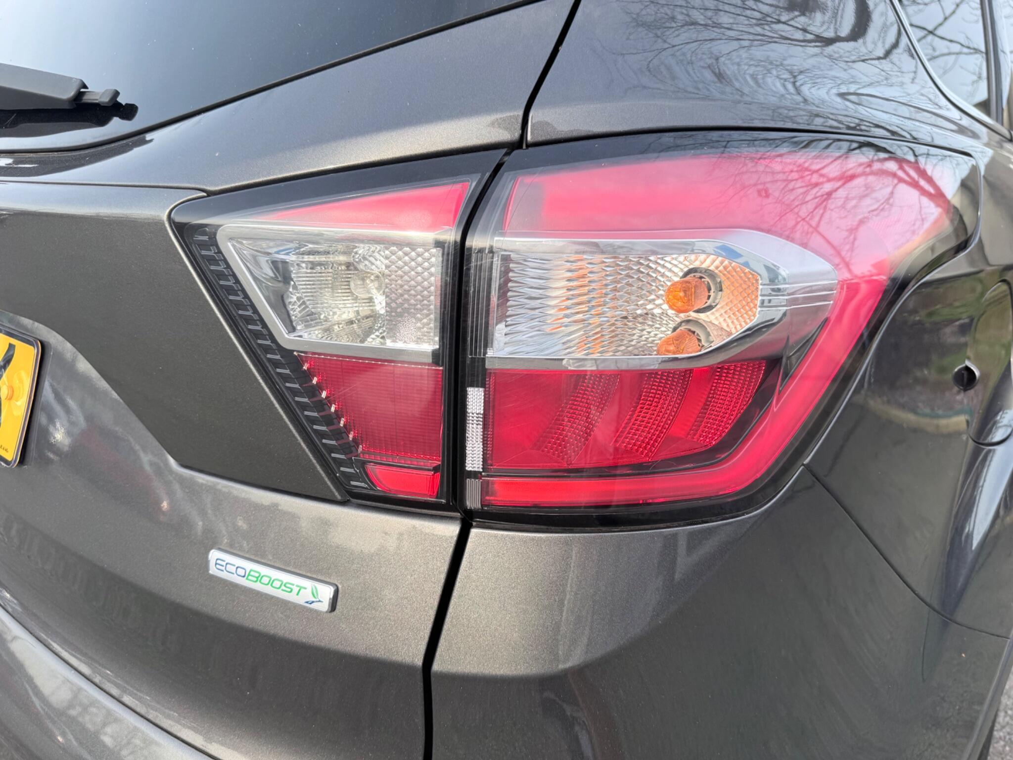 Ford Kuga - Image 26