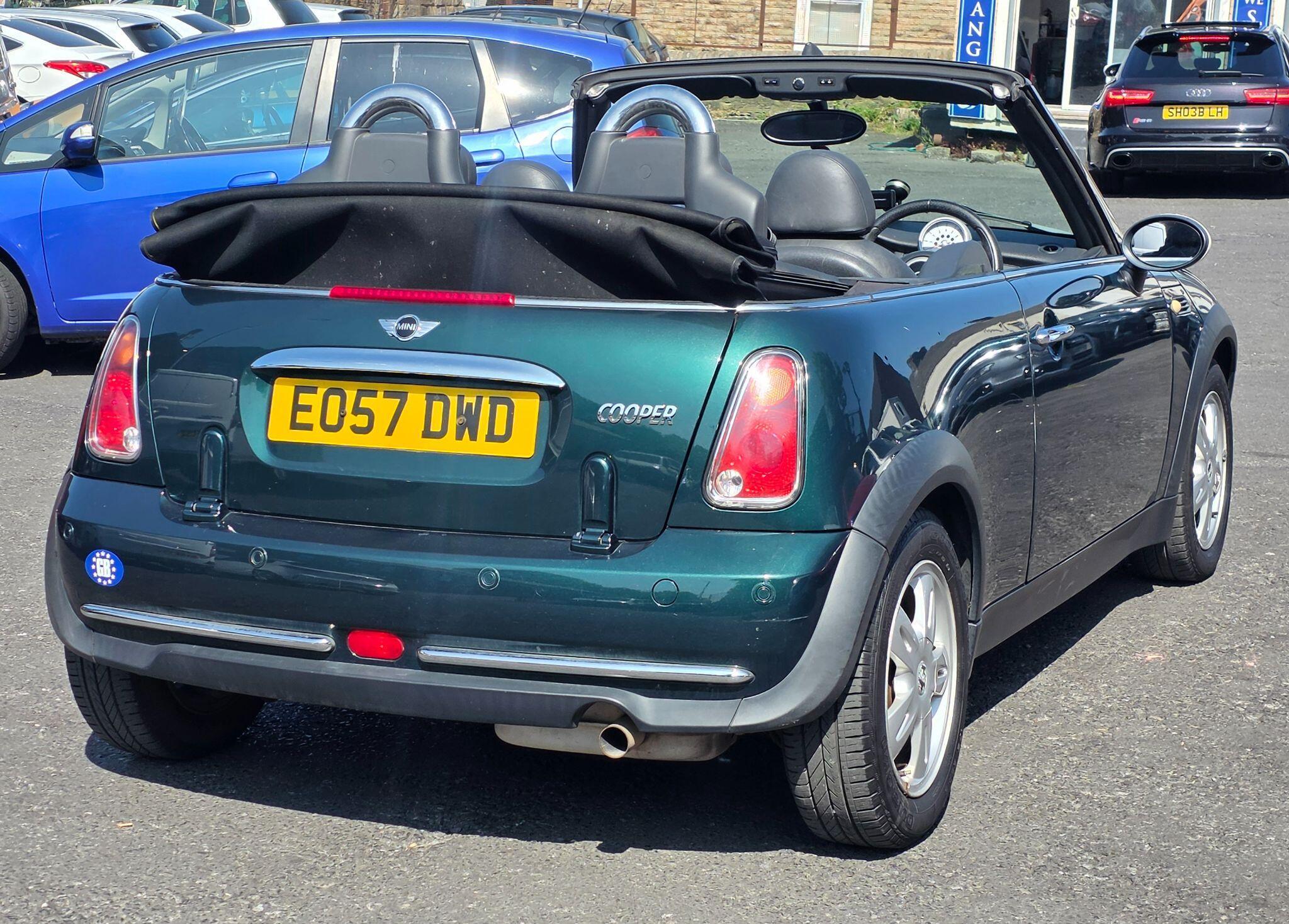 MINI Convertible - Image 7
