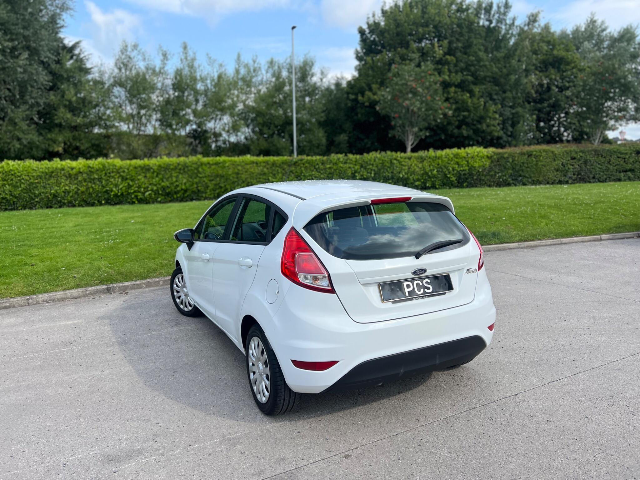Ford Fiesta - Image 12