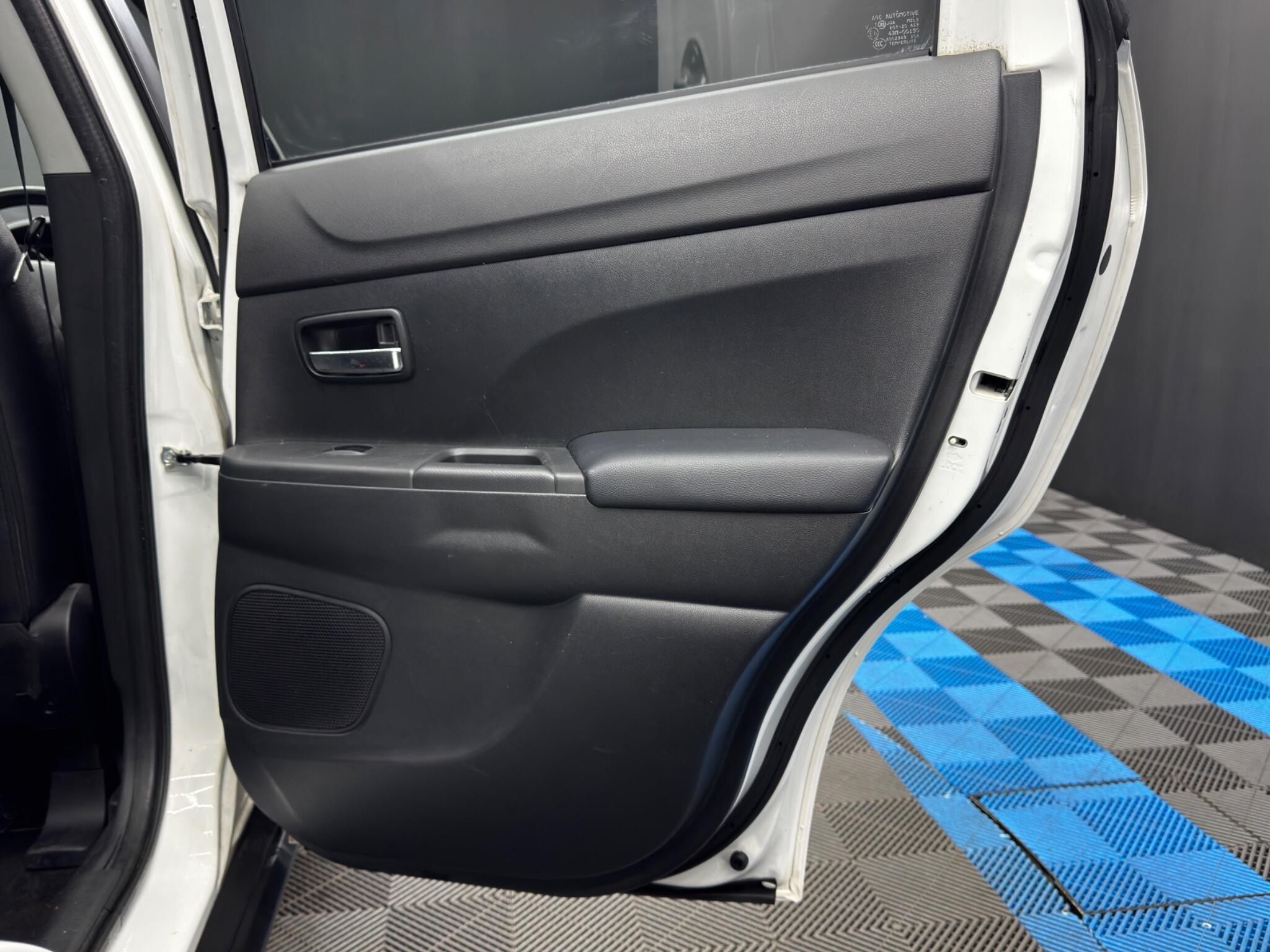 Mitsubishi ASX - Image 40