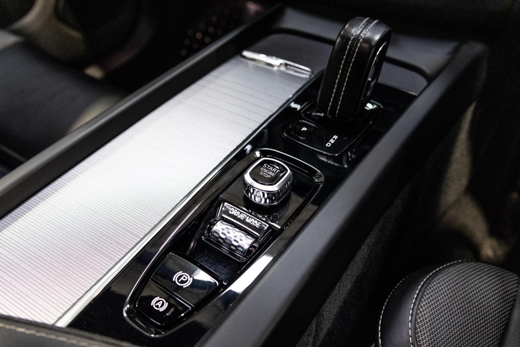 Volvo XC60 - Image 31