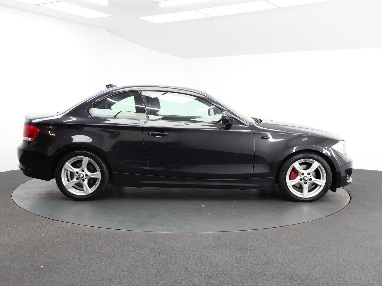 BMW 1 Series - Image 13