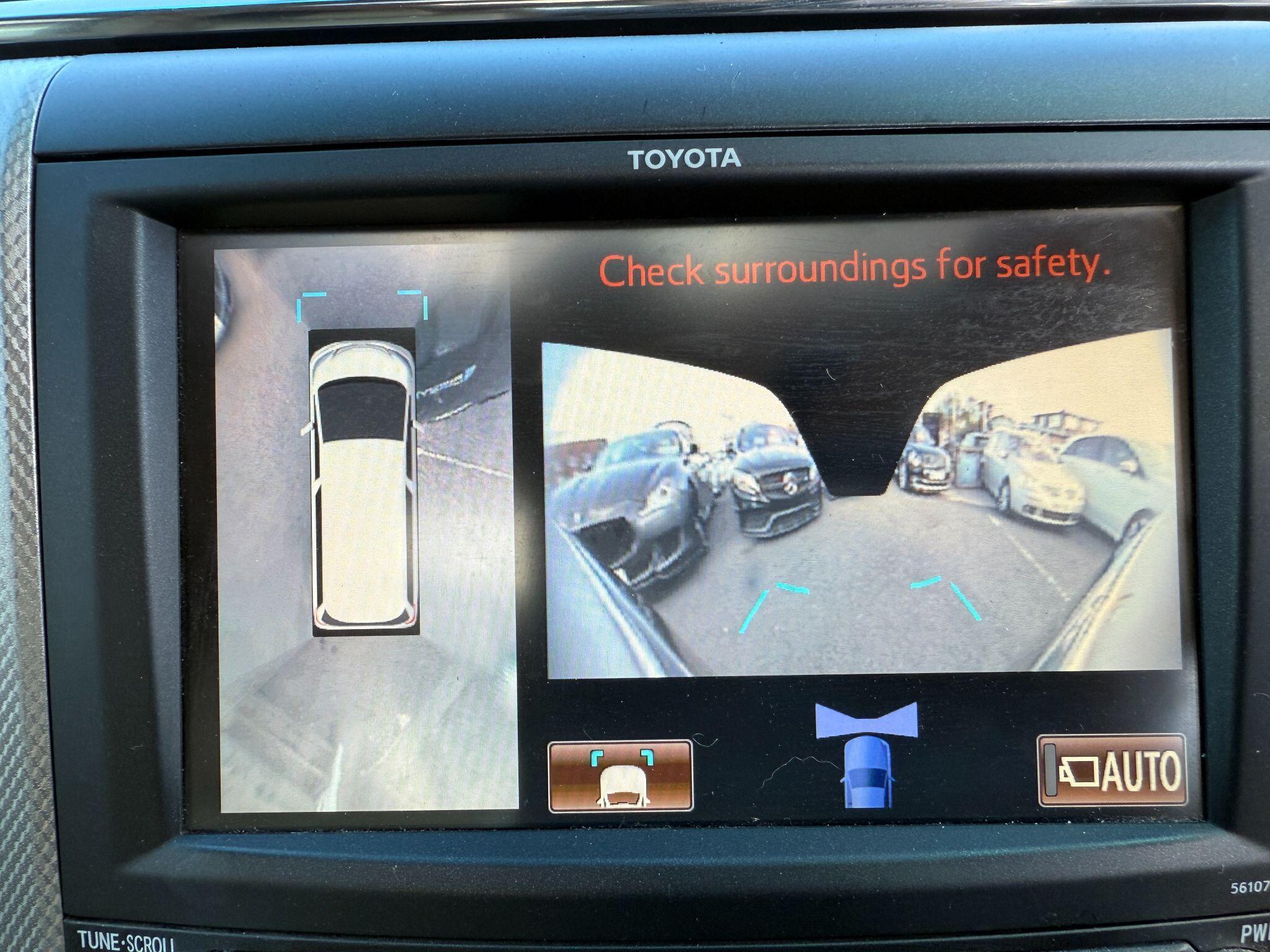 Toyota Alphard - Image 67