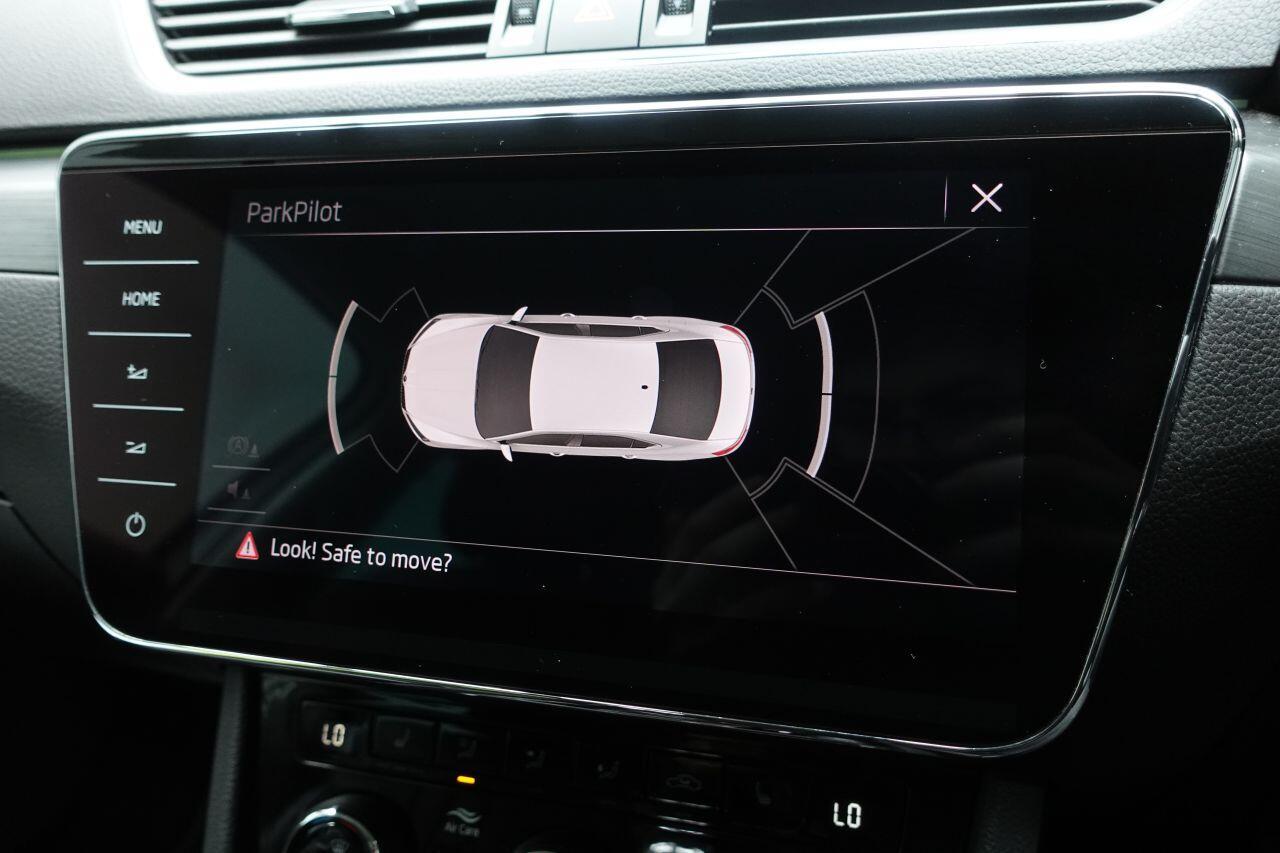 Skoda Superb - Image 23