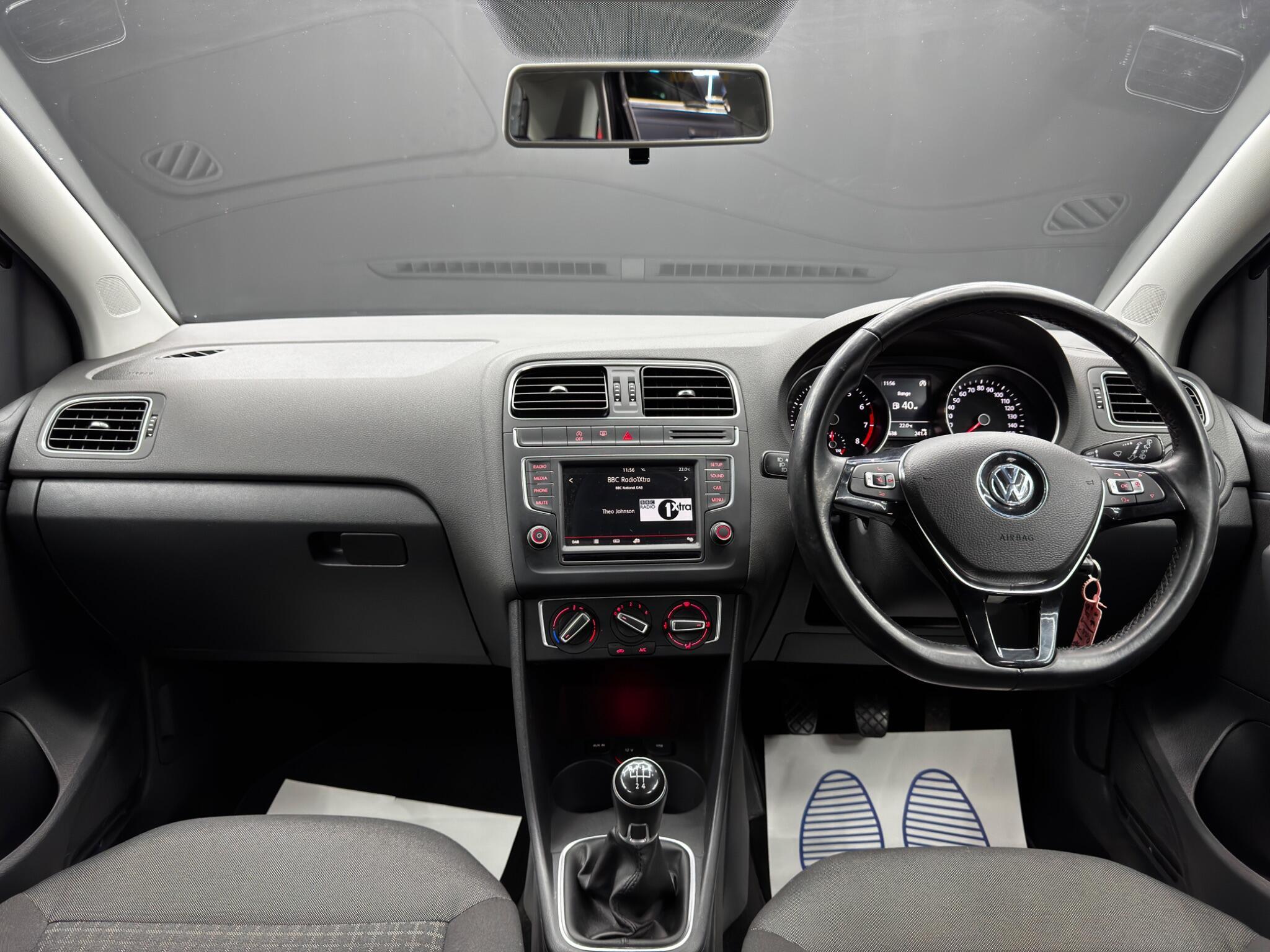 Volkswagen Polo - Image 10