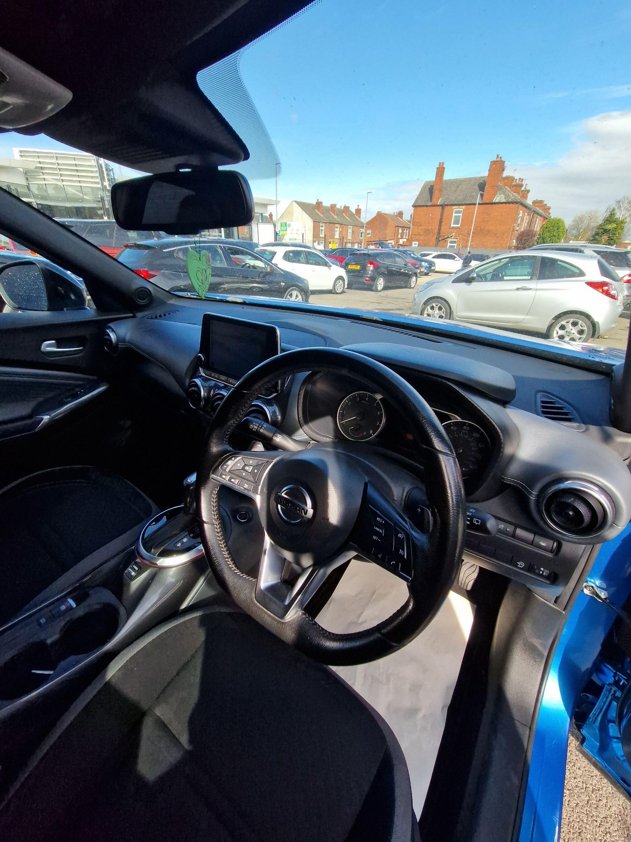 Nissan Juke - Image 28