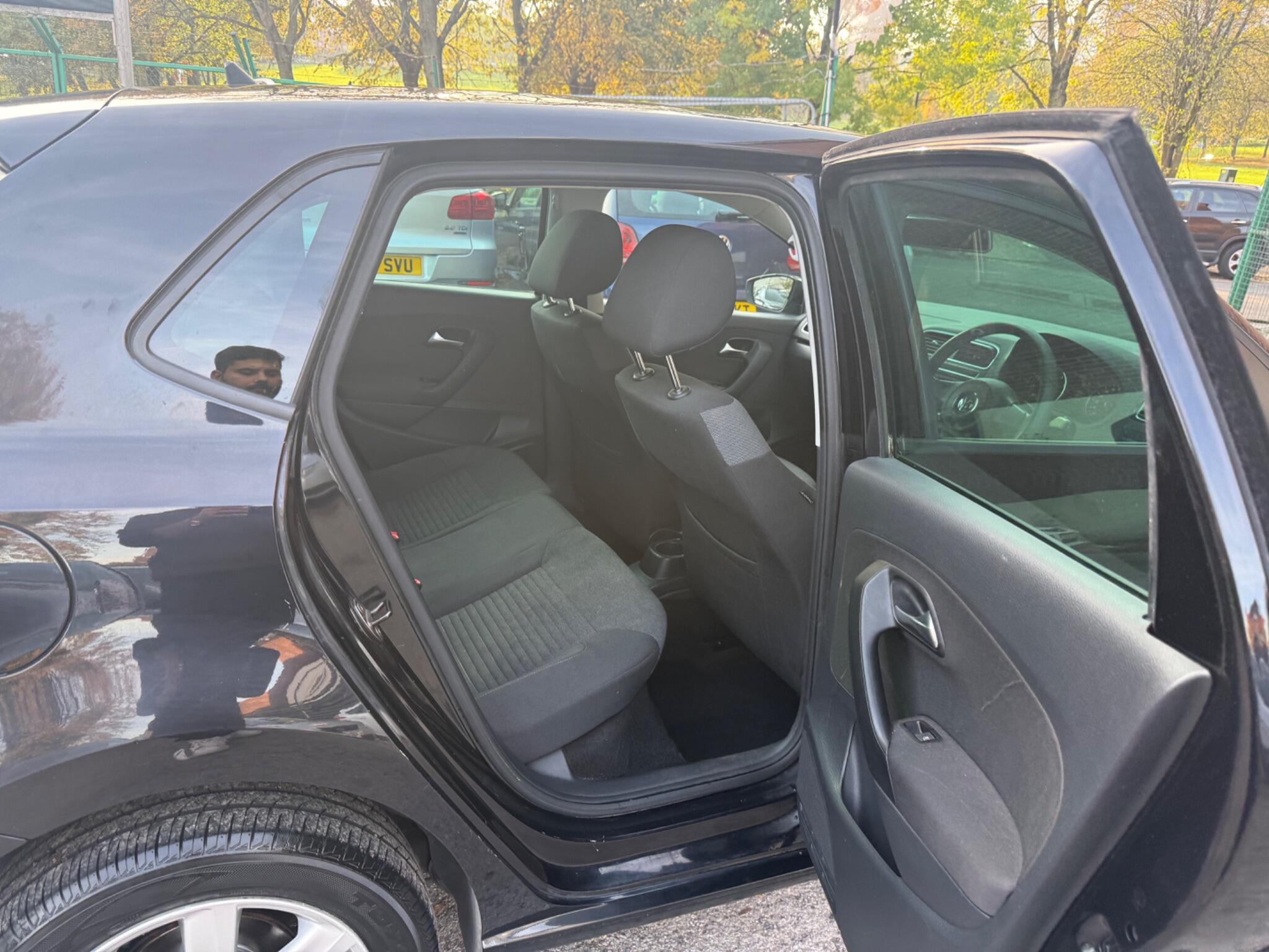 Volkswagen Polo - Image 18