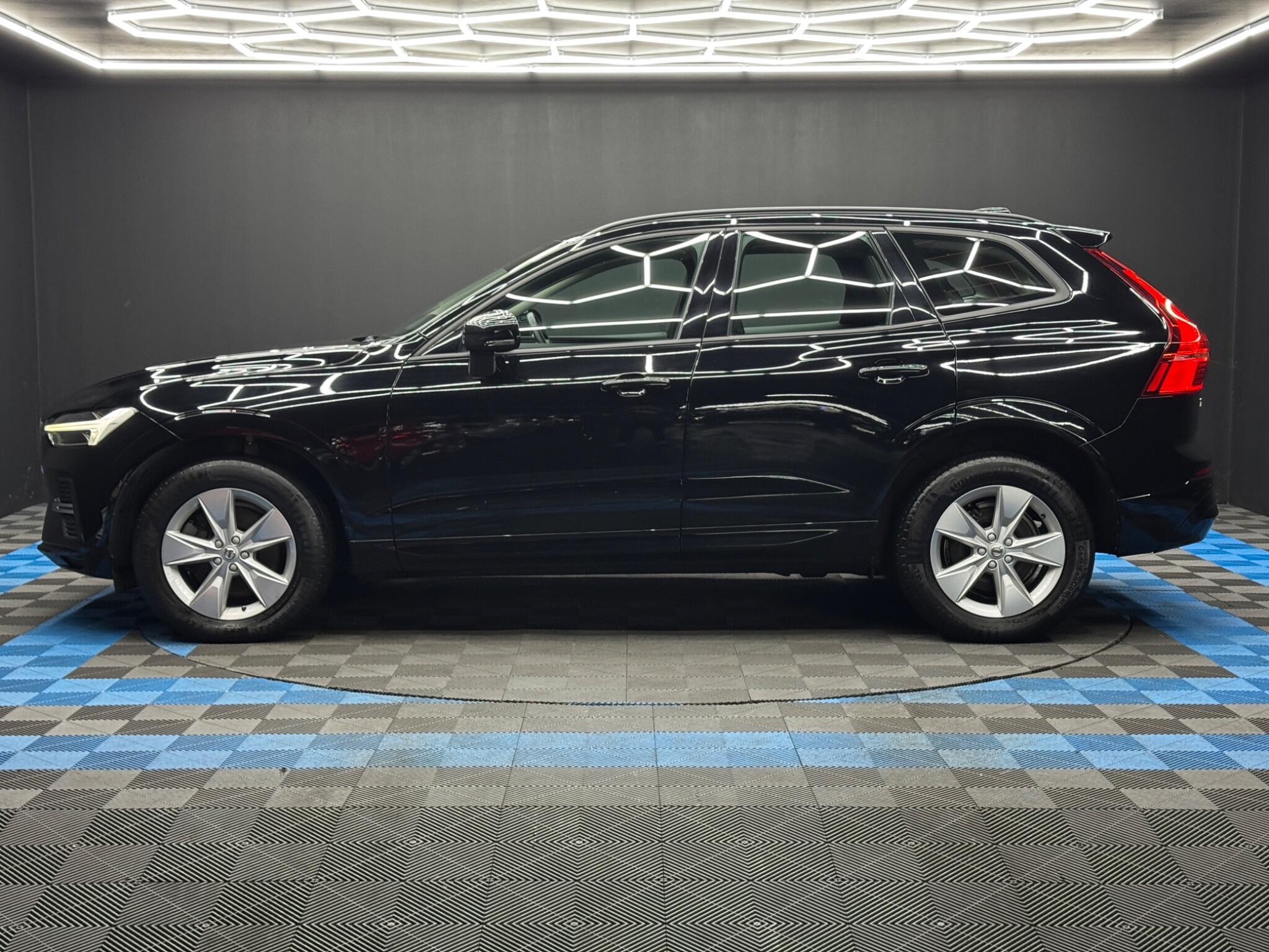 Volvo XC60 - Image 8