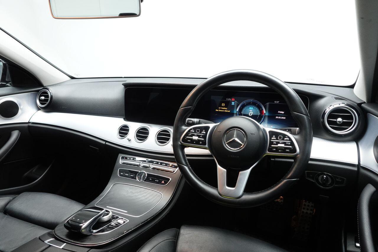 Mercedes-benz E-CLASS - Image 3